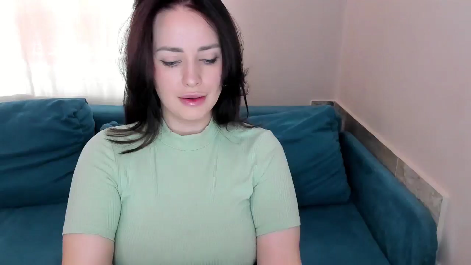 Gallery image thumbnail from Katy__Berry's myfreecams stream on, 08/09/2025, 12:04 image 2 of 20