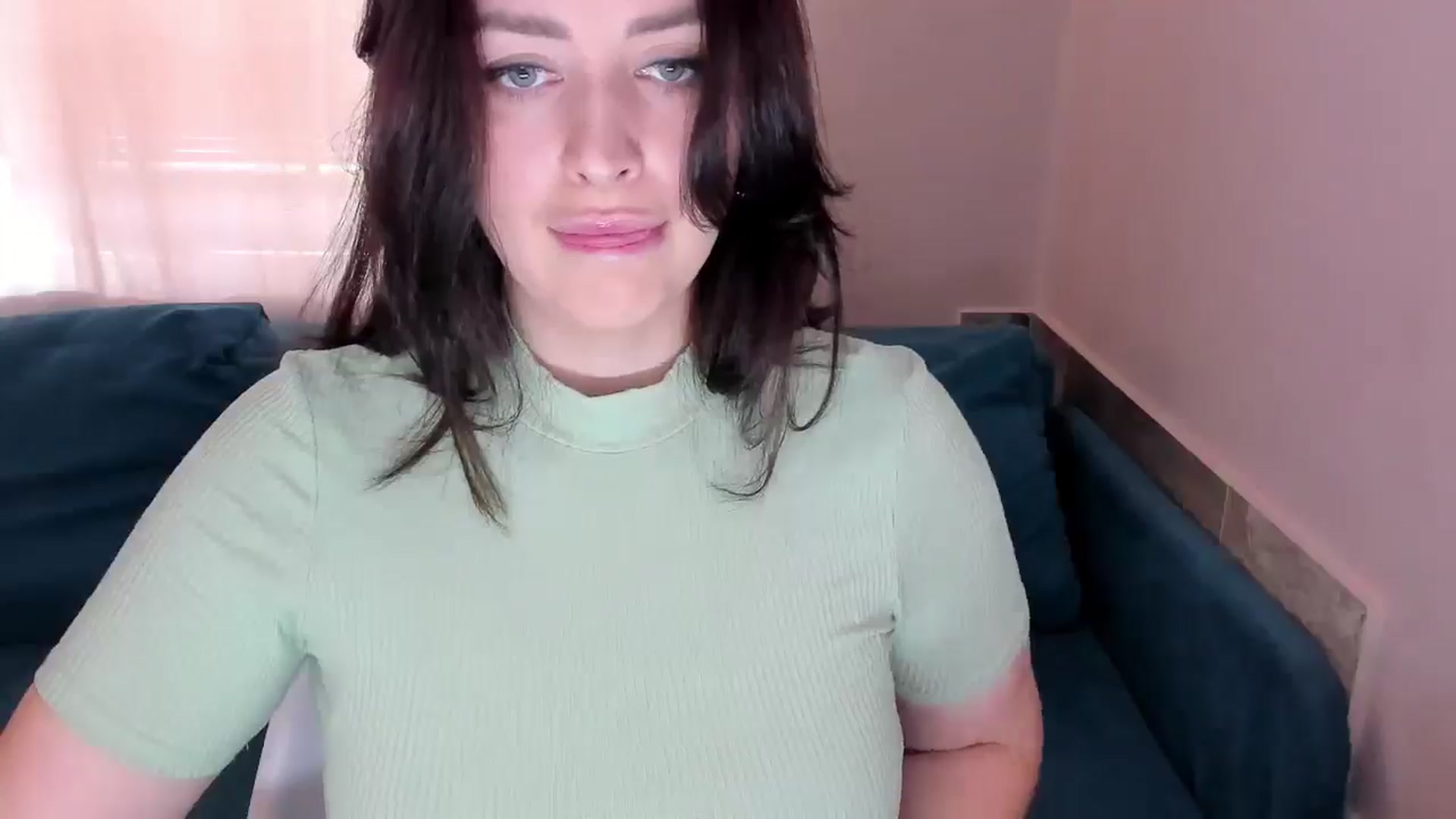 Gallery image thumbnail from Katy__Berry's myfreecams stream on, 08/09/2025, 12:04 image 11 of 20