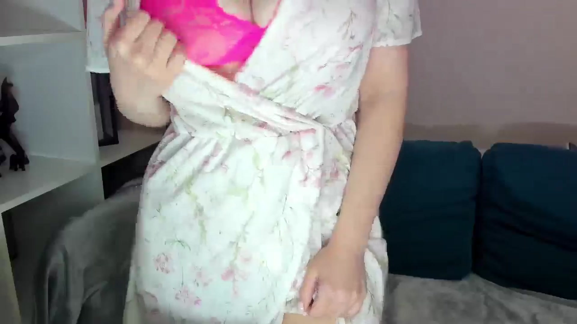 Gallery image thumbnail from Katy__Berry's myfreecams stream on, 11/13/2025, 15:43 image 11 of 20