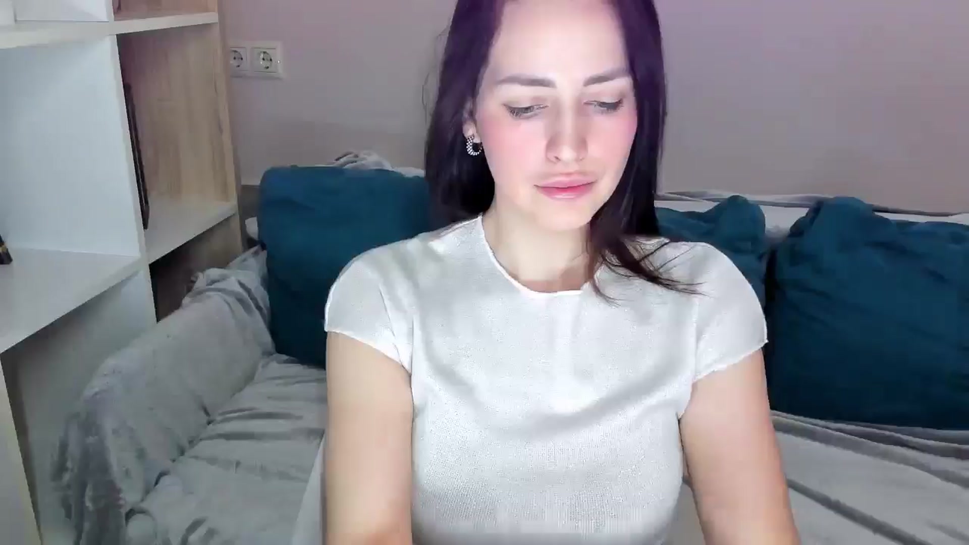 Gallery image thumbnail from Katy__Berry's myfreecams stream on, 12/20/2025, 11:54 image 7 of 20