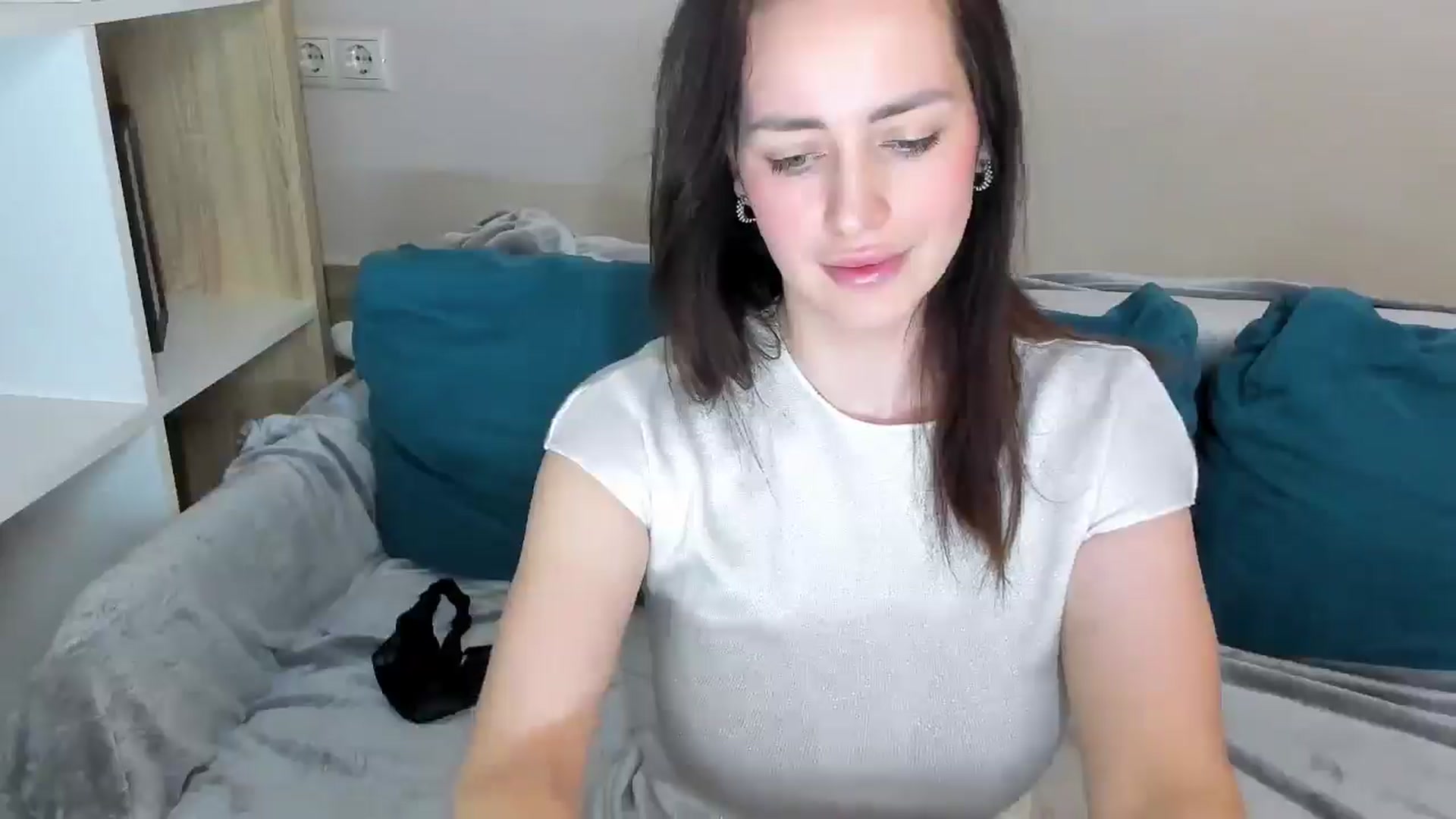 Gallery image thumbnail from Katy__Berry's myfreecams stream on, 12/20/2025, 12:45 image 17 of 20
