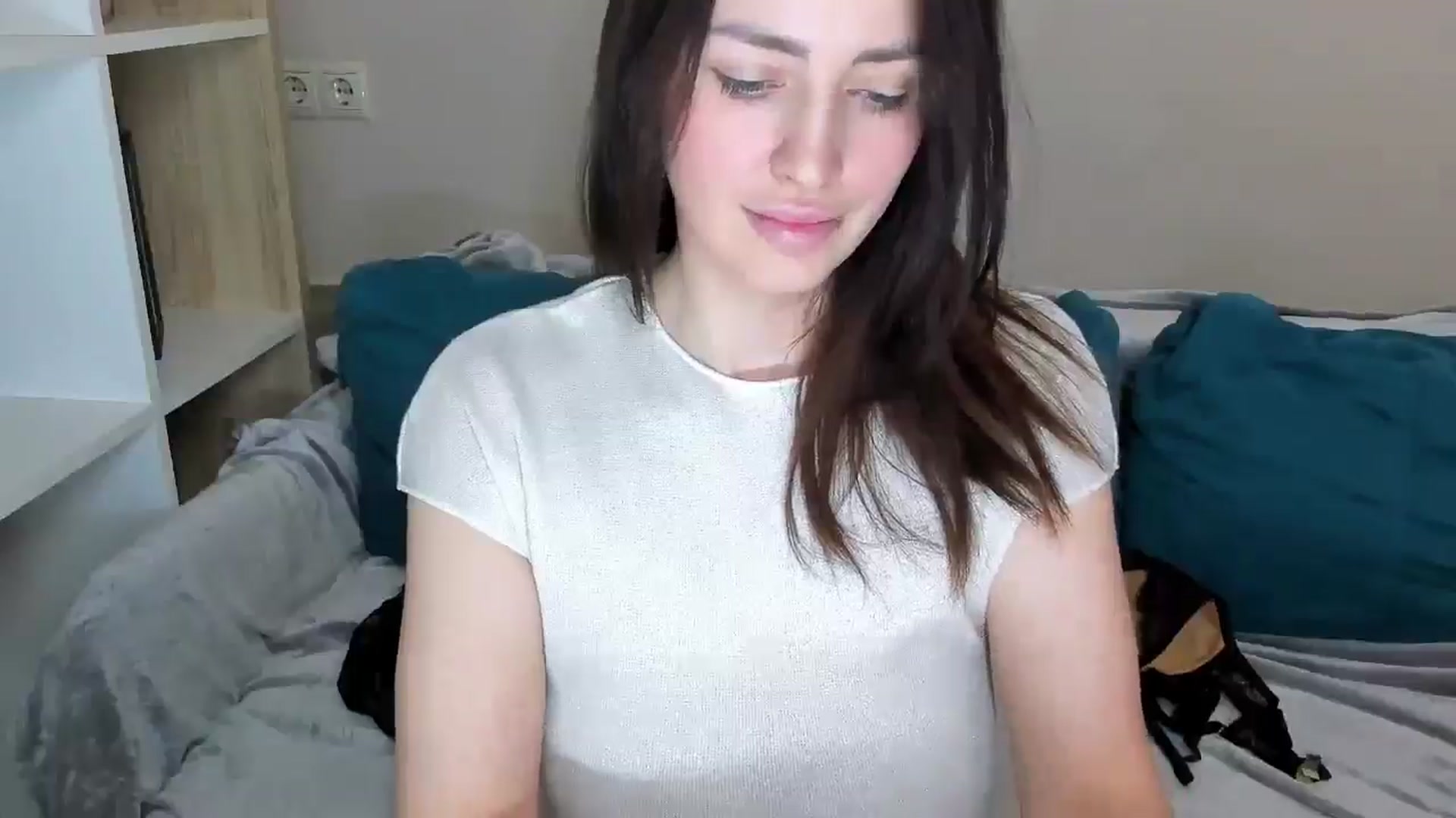Gallery image thumbnail from Katy__Berry's myfreecams stream on, 12/20/2025, 12:45 image 7 of 20