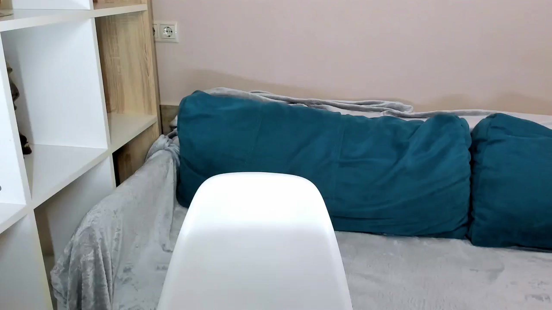Gallery image thumbnail from Katy__Berry's myfreecams stream on, 12/21/2025, 16:11 image 13 of 20