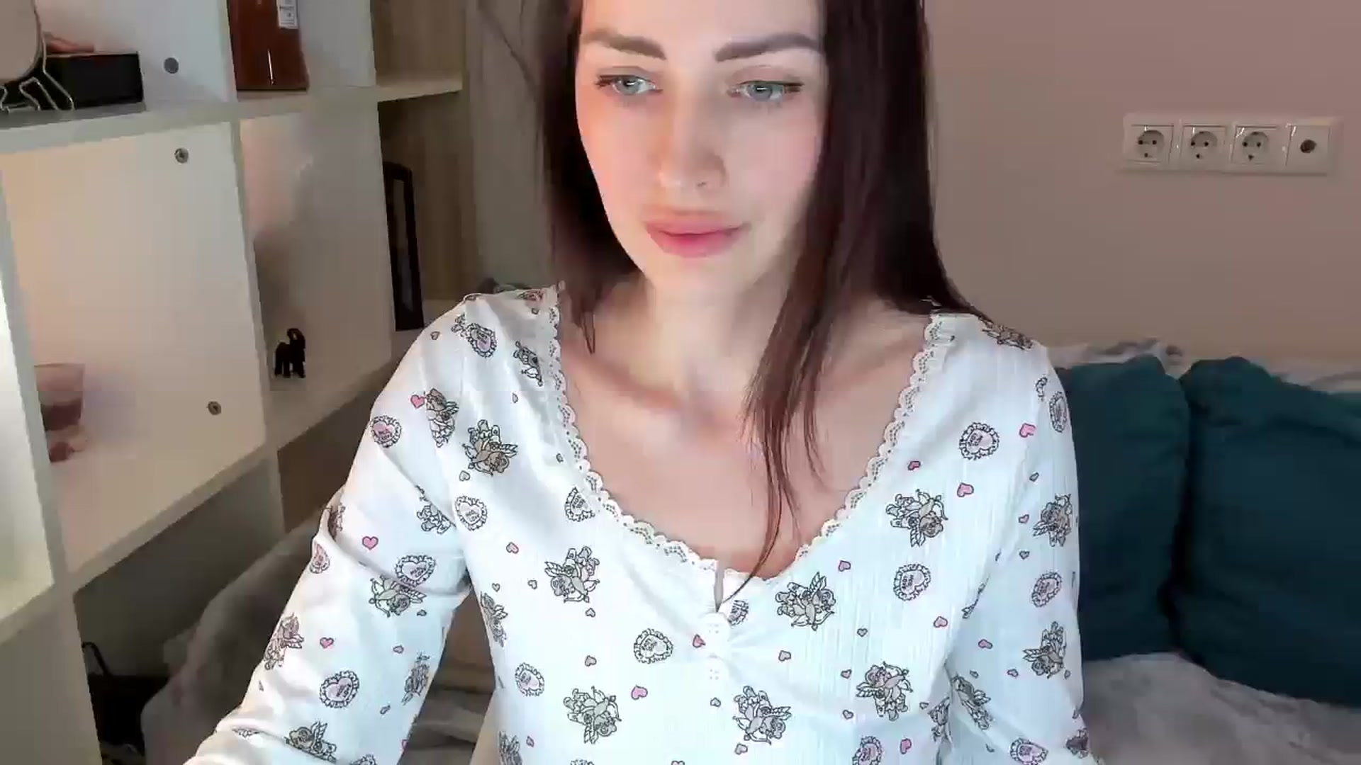 Gallery image thumbnail from Katy__Berry's myfreecams stream on, 03/06/2026, 14:26 image 1 of 20