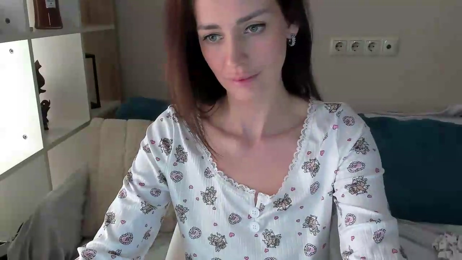 Gallery image thumbnail from Katy__Berry's myfreecams stream on, 05/14/2026, 13:22 image 12 of 20