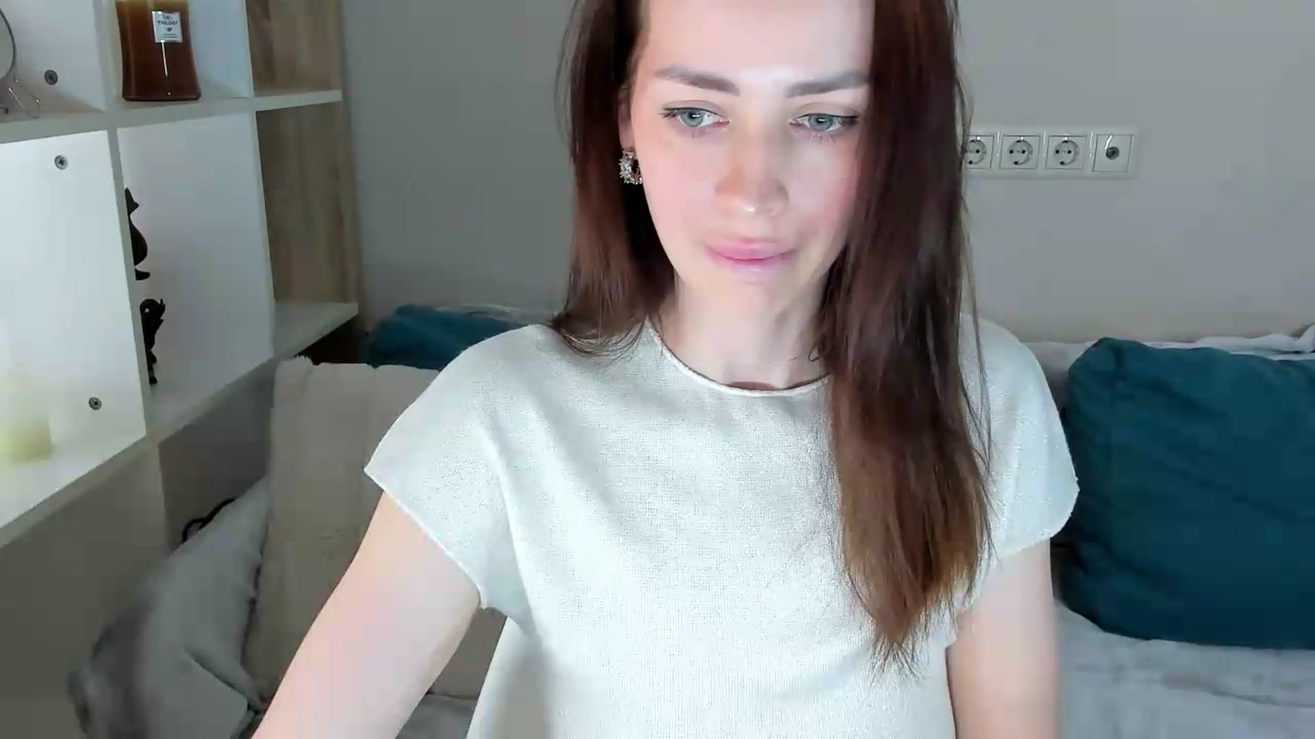 Gallery image thumbnail from Katy__Berry's myfreecams stream on, 05/17/2026, 12:43 image 15 of 20