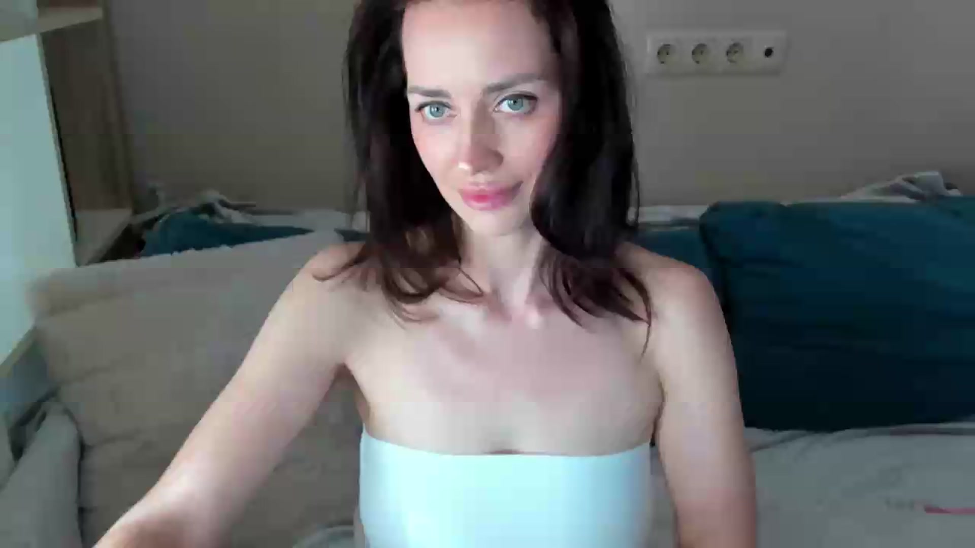 Gallery image thumbnail from Katy__Berry's myfreecams stream on, 06/20/2026, 15:35 image 1 of 20