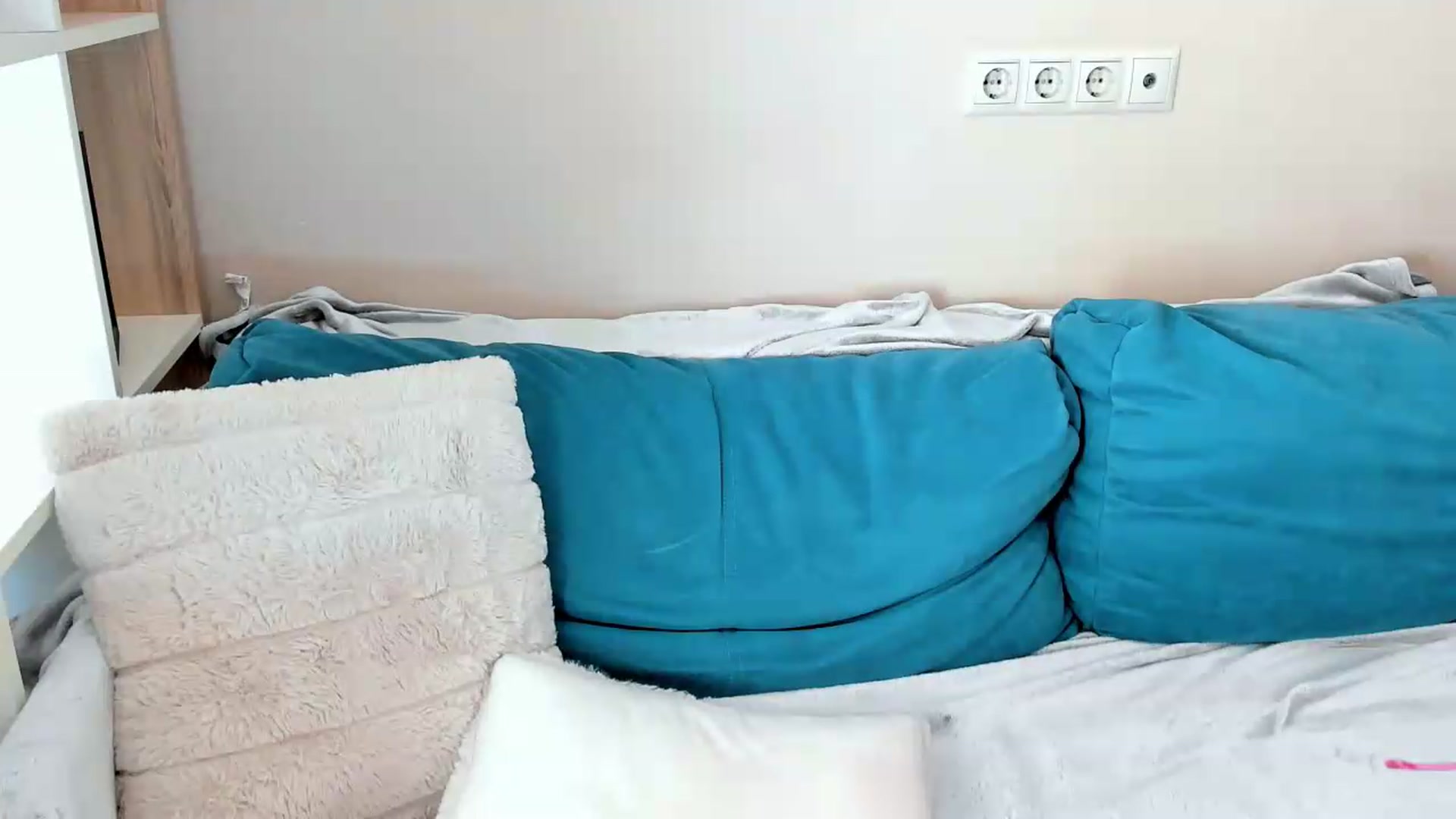 Gallery image thumbnail from Katy__Berry's myfreecams stream on, 06/20/2026, 16:06 image 18 of 20