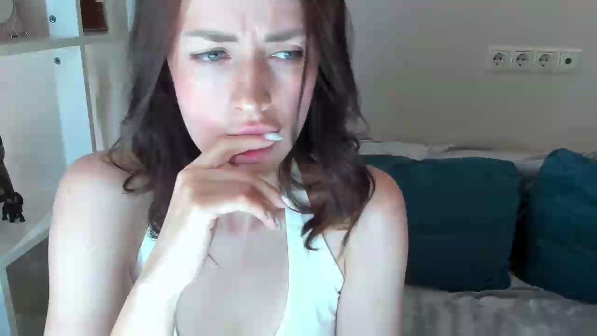 Gallery image thumbnail from Katy__Berry's myfreecams stream on, 07/26/2026, 14:00 image 1 of 20