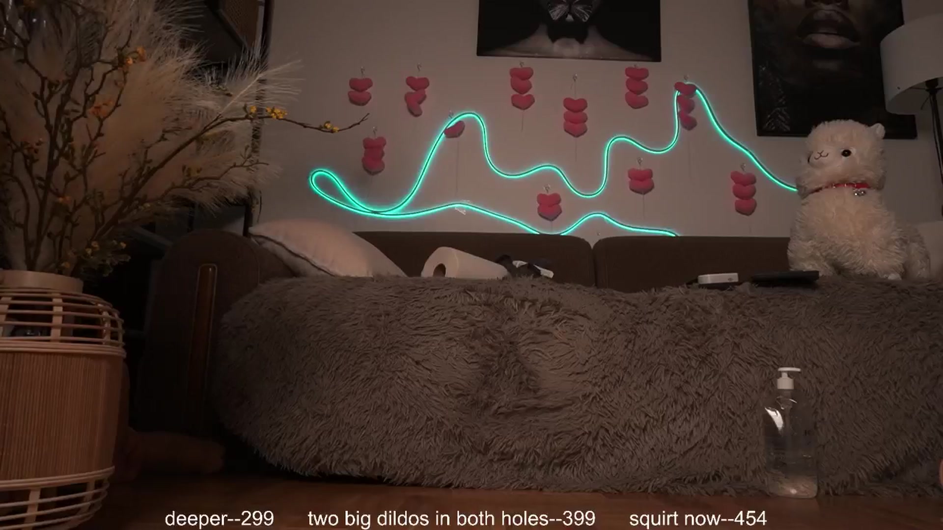 Gallery image thumbnail from Katy_doll_19's myfreecams stream on, 04/20/2025, 20:09 image 6 of 20