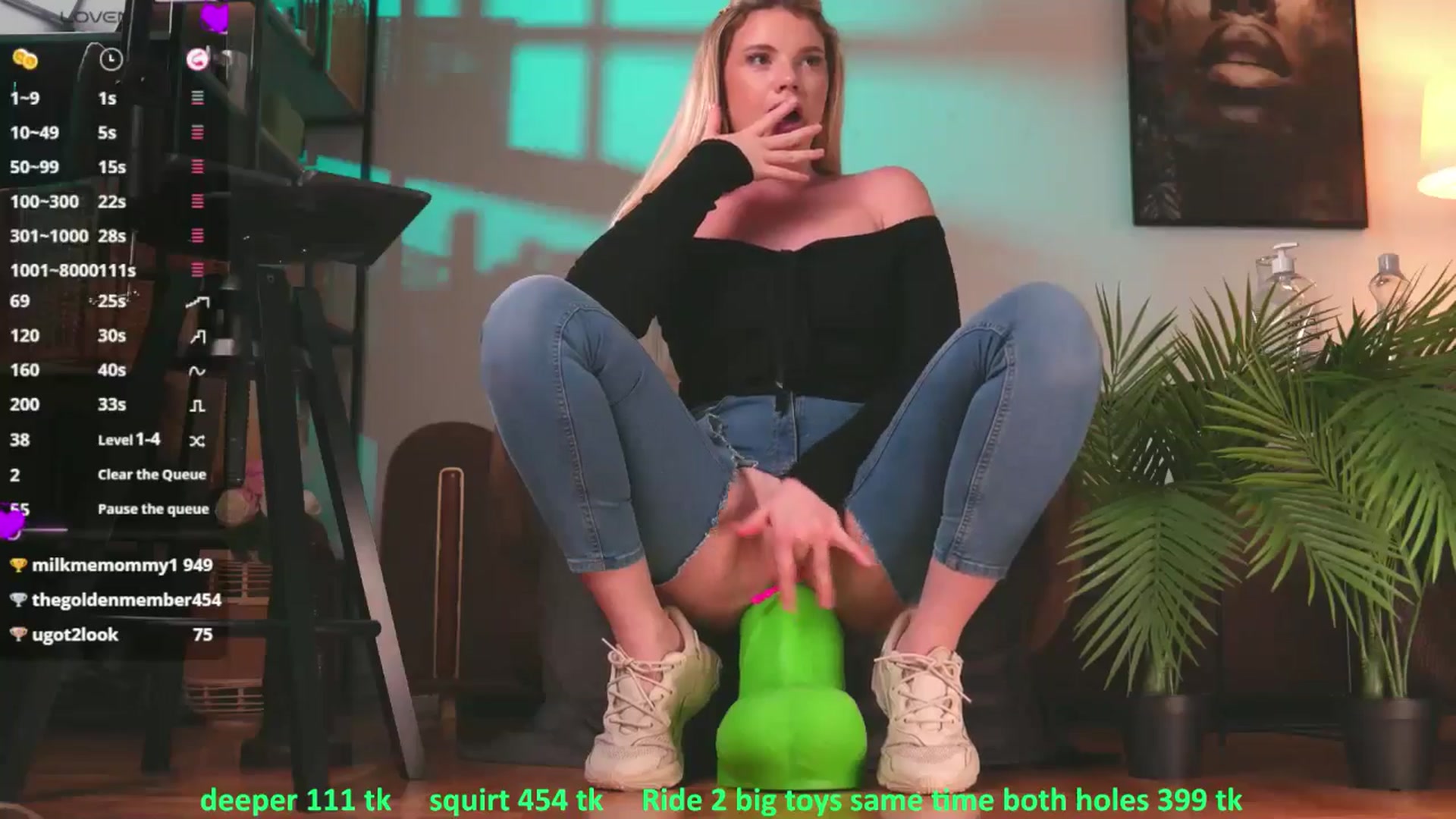 Gallery image thumbnail from Katy_doll_19's myfreecams stream on, 10/17/2025, 17:23 image 12 of 20