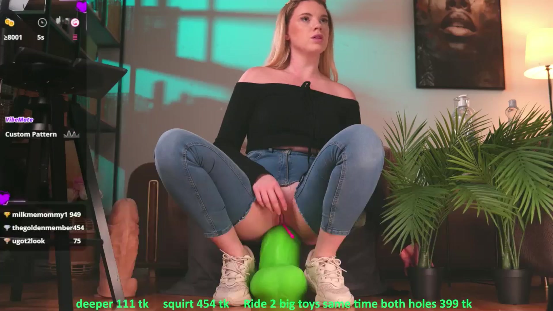 Gallery image thumbnail from Katy_doll_19's myfreecams stream on, 10/17/2025, 17:23 image 8 of 20