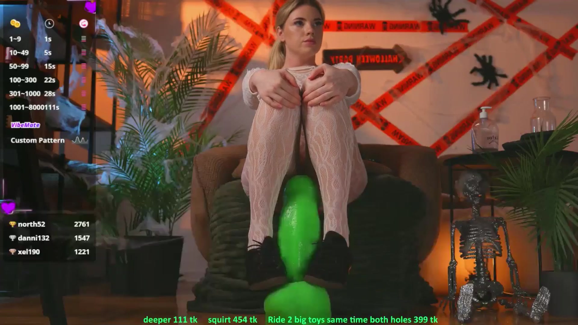 Gallery image thumbnail from Katy_doll_19's myfreecams stream on, 10/24/2025, 12:04 image 3 of 20