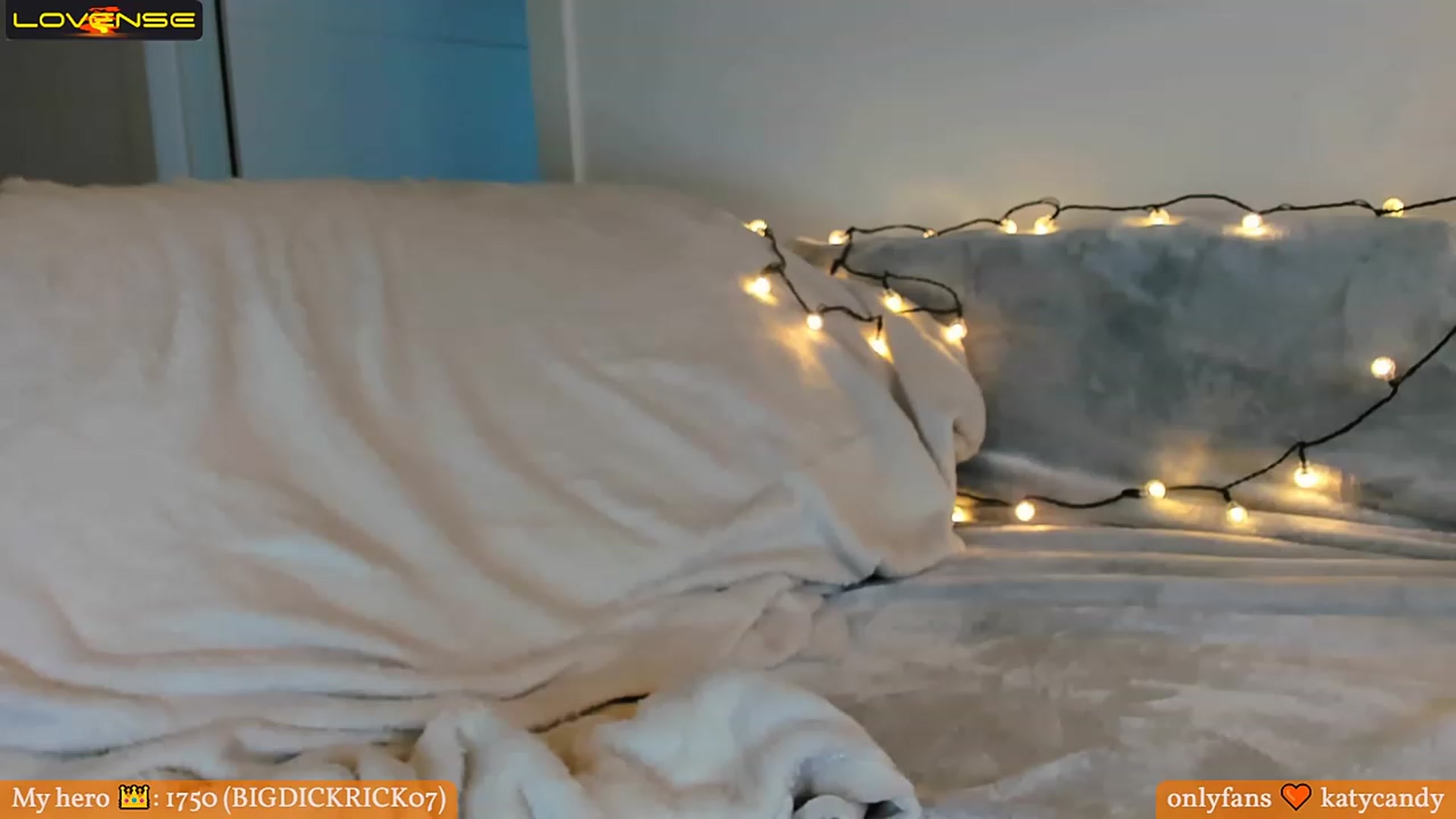 Gallery image thumbnail from KatyaFods's myfreecams stream on, 12/17/2022, 14:02 image 10 of 20