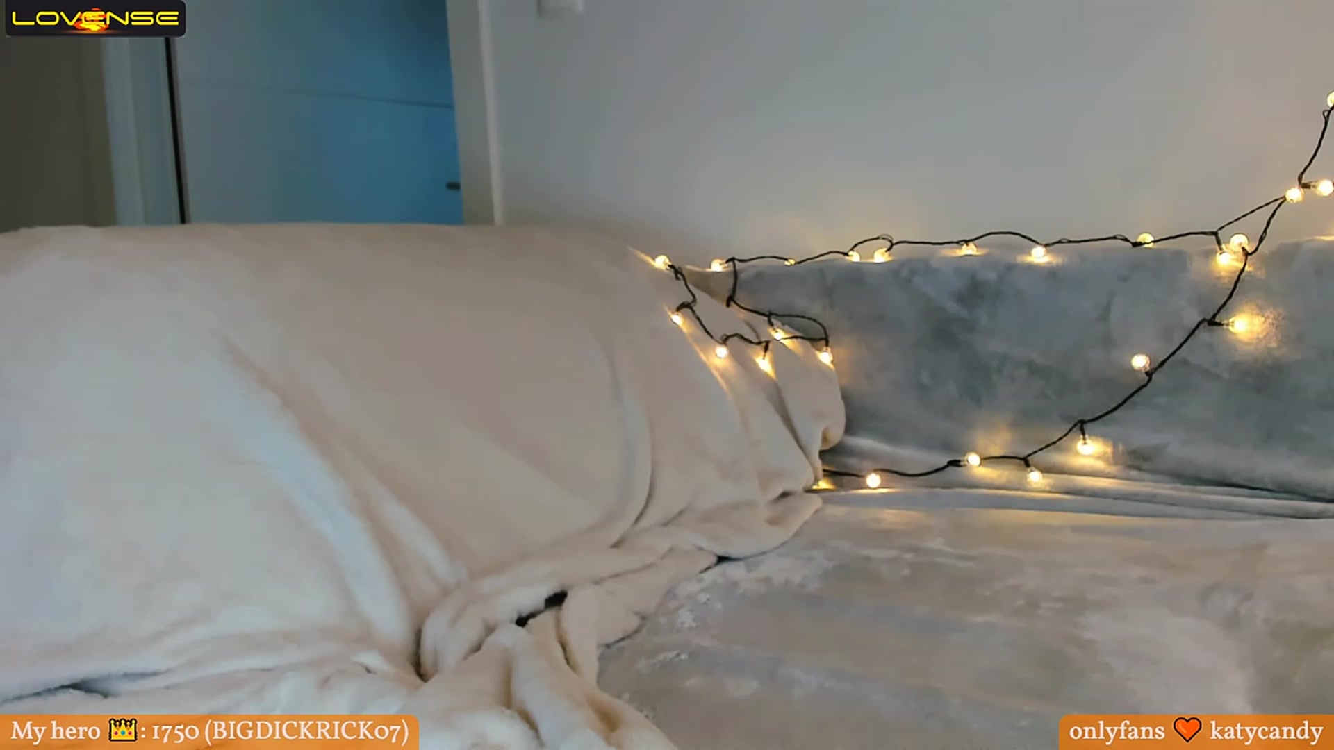 Gallery image thumbnail from KatyaFods's myfreecams stream on, 12/17/2022, 14:02 image 18 of 20