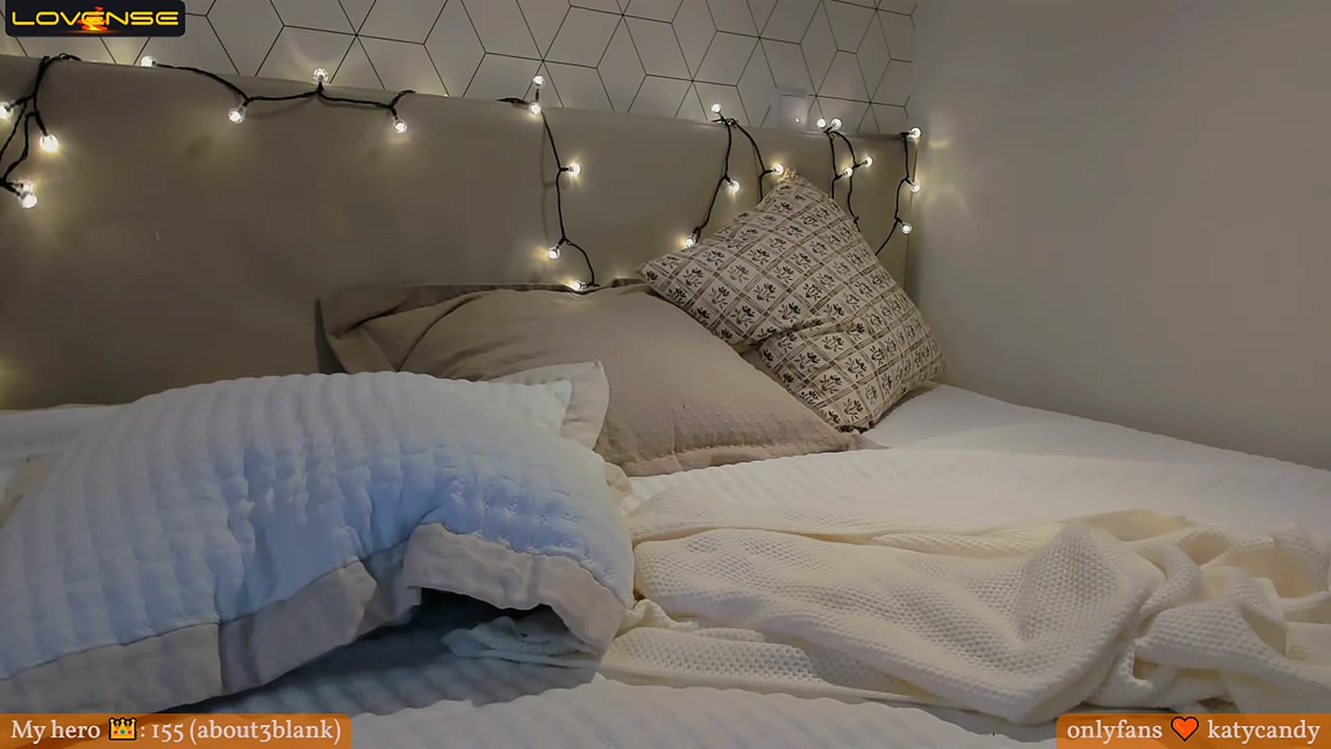 Gallery image thumbnail from KatyaFods's myfreecams stream on, 12/21/2022, 17:24 image 16 of 20
