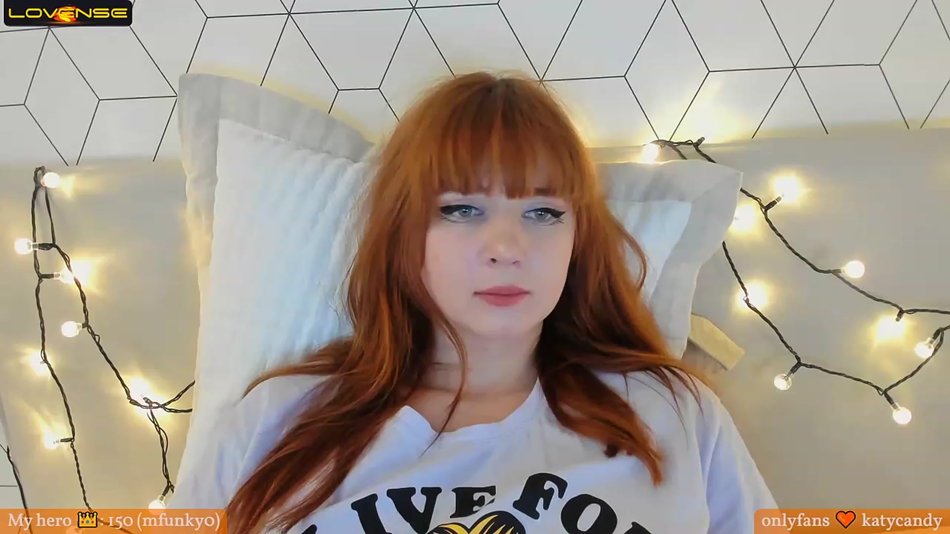 Gallery image thumbnail from KatyaFods's myfreecams stream on, 12/26/2022, 20:08 image 18 of 20