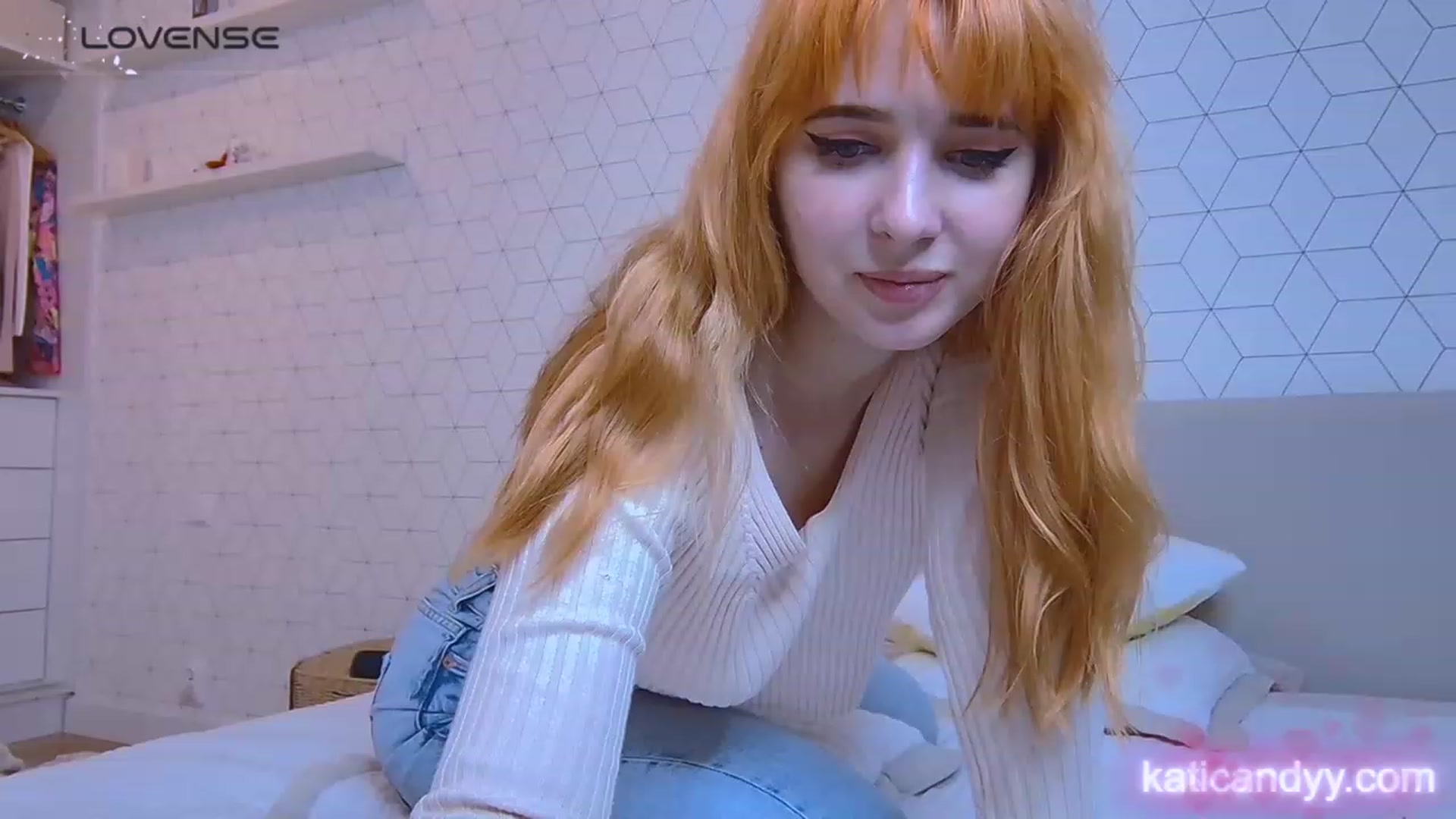 Gallery image thumbnail from KatyaFods's myfreecams stream on, 09/16/2023, 21:04 image 15 of 20