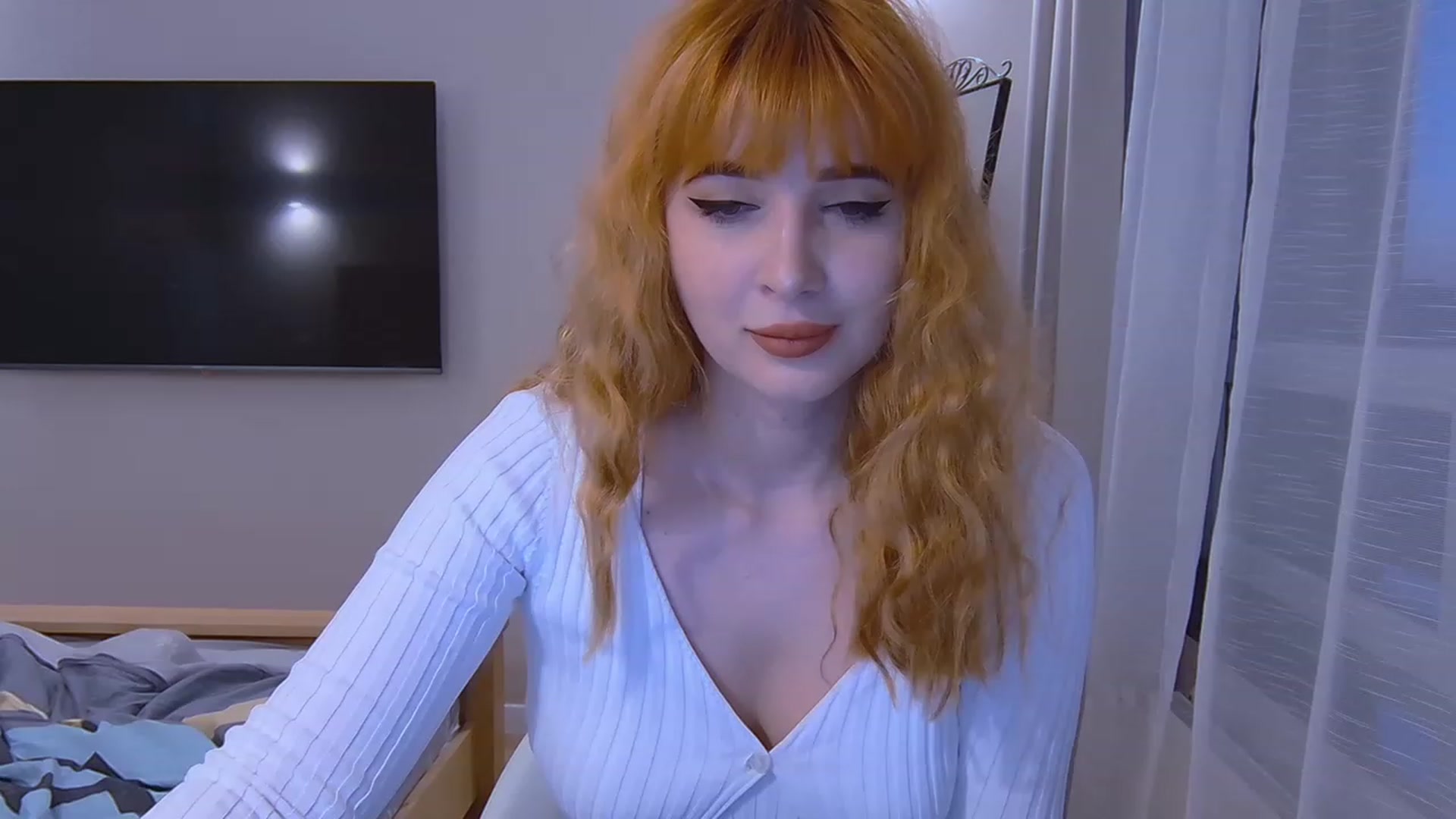 Gallery image thumbnail from KatyaFods's myfreecams stream on, 09/18/2023, 16:51 image 3 of 20