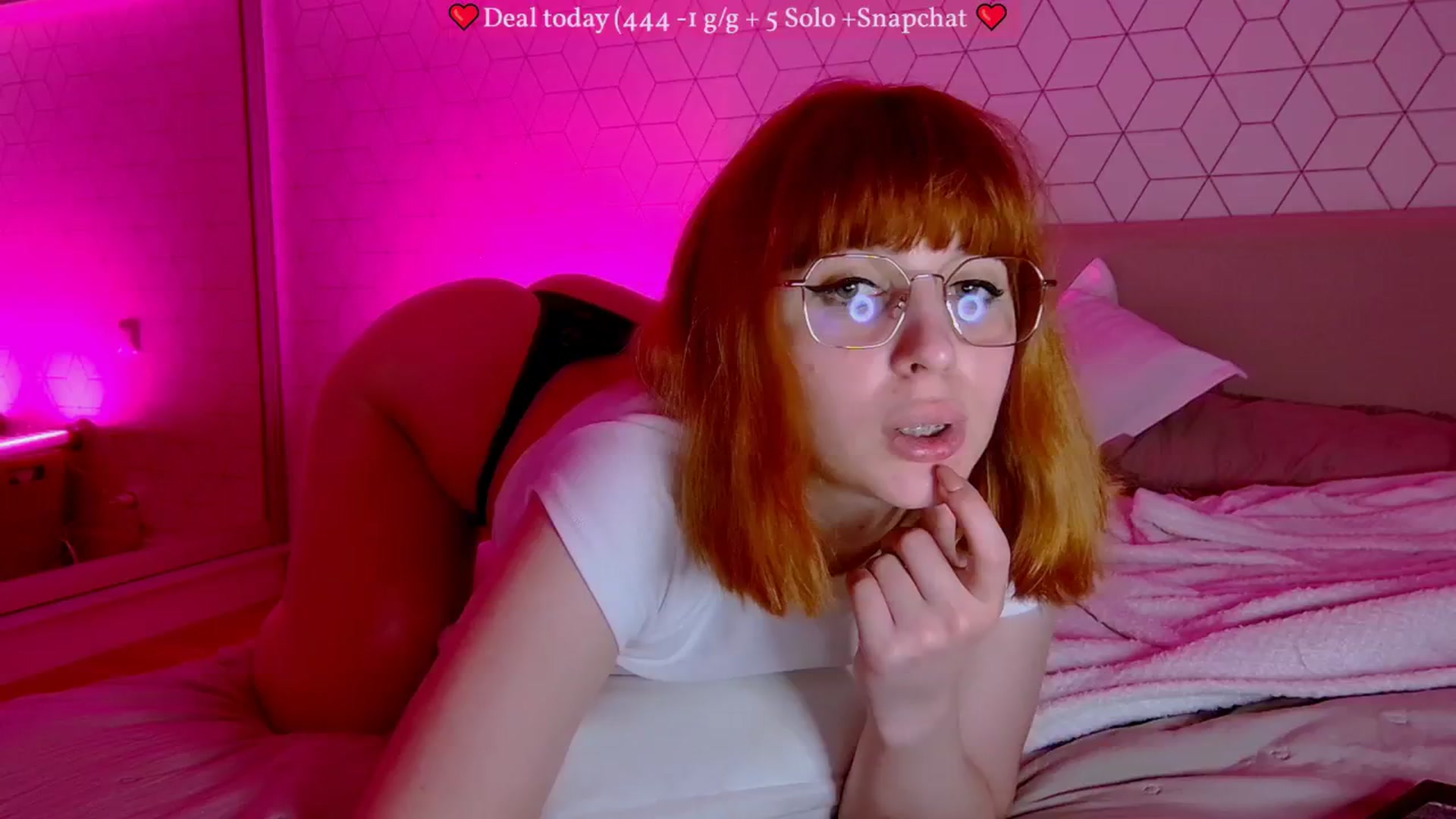 Gallery image thumbnail from KatyaFods's myfreecams stream on, 04/22/2024, 23:40 image 15 of 20