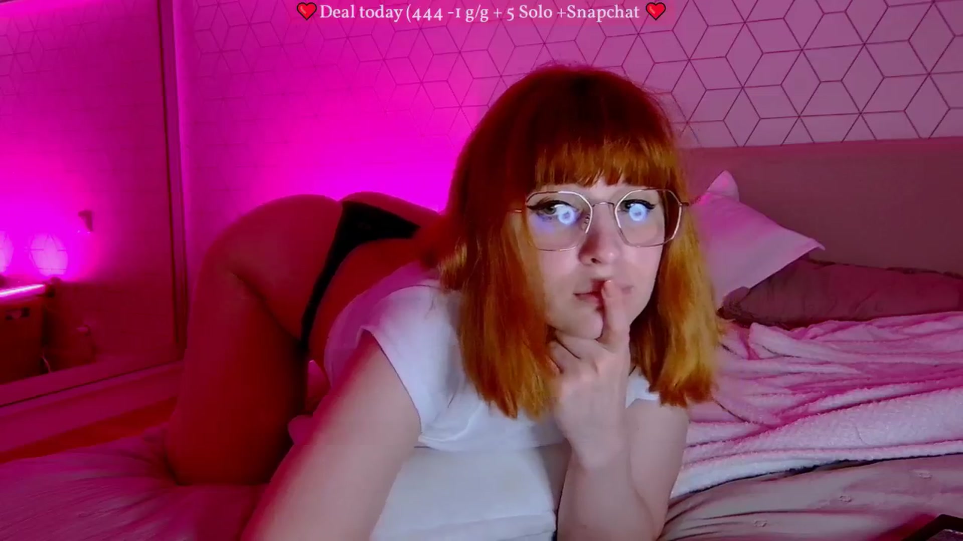 Gallery image thumbnail from KatyaFods's myfreecams stream on, 04/22/2024, 23:40 image 17 of 20