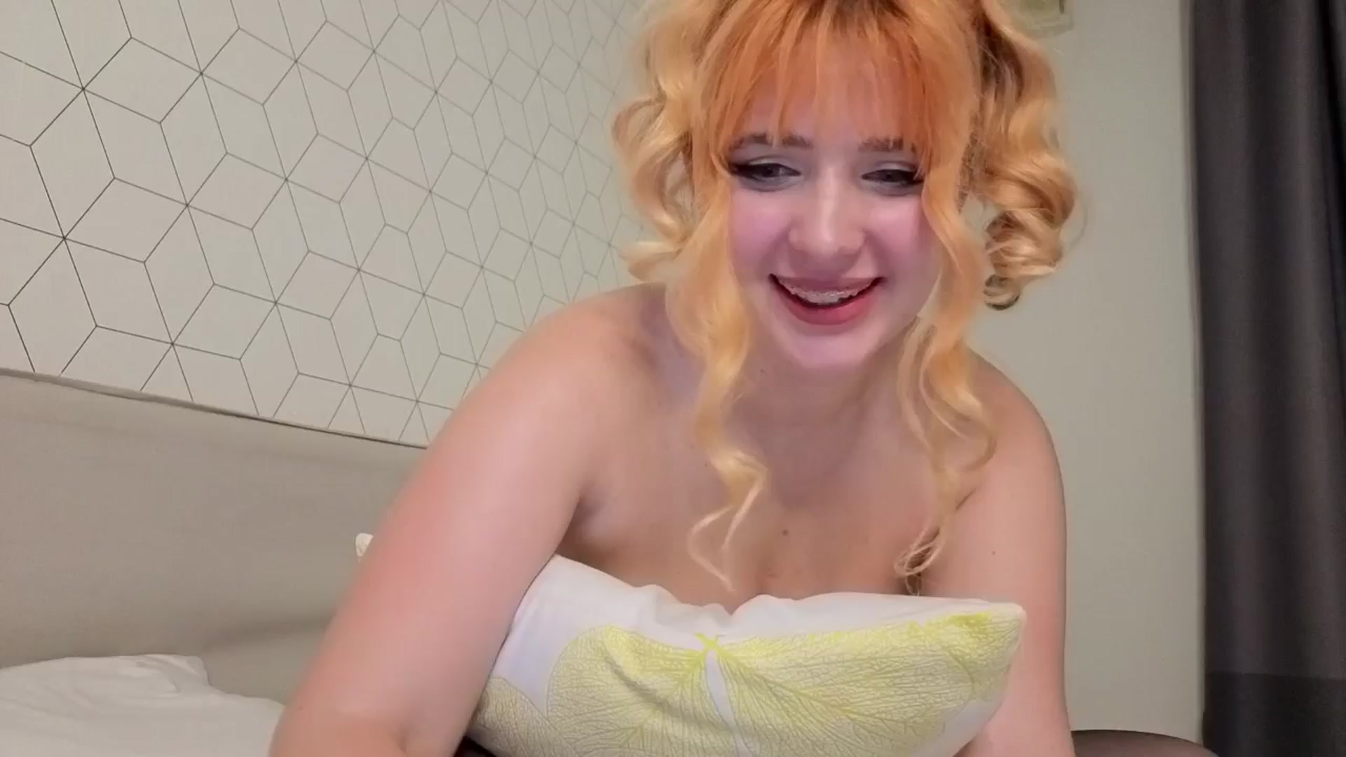 Gallery image thumbnail from KatyaFods's myfreecams stream on, 12/12/2025, 03:03 image 11 of 20
