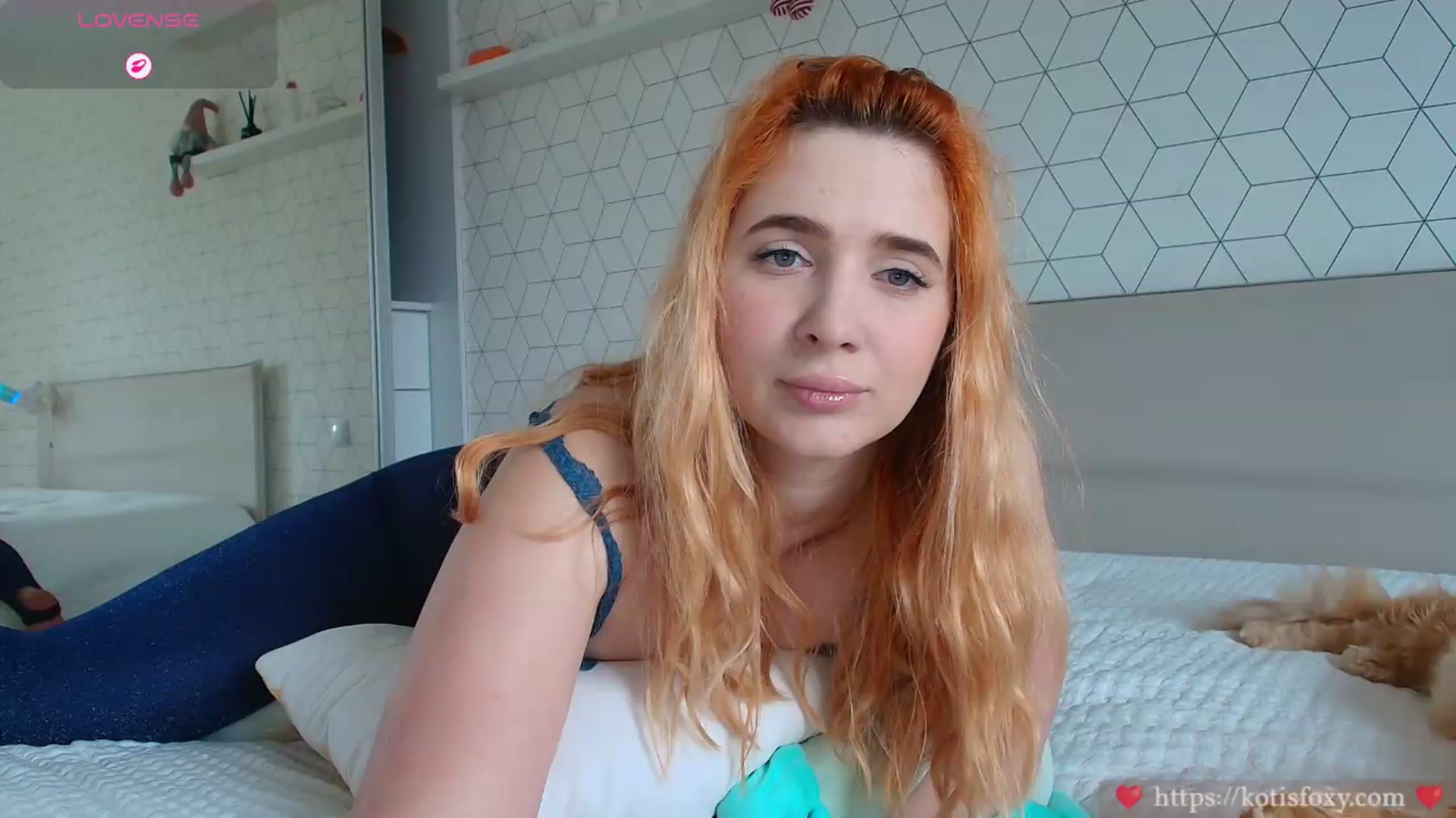 Gallery image thumbnail from KatyaFods's myfreecams stream on, 05/07/2026, 10:15 image 13 of 20