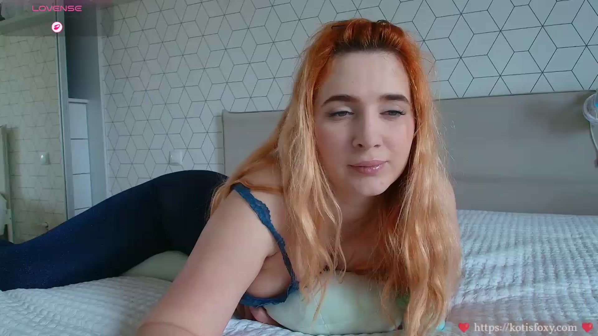 Gallery image thumbnail from KatyaFods's myfreecams stream on, 05/07/2026, 10:15 image 1 of 20