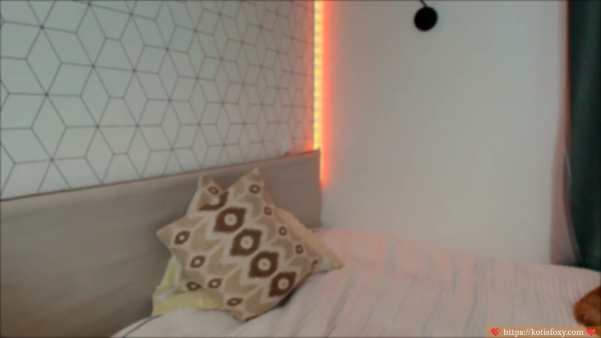 Gallery image thumbnail from KatyaFods's myfreecams stream on, 05/17/2026, 24:00 image 15 of 20