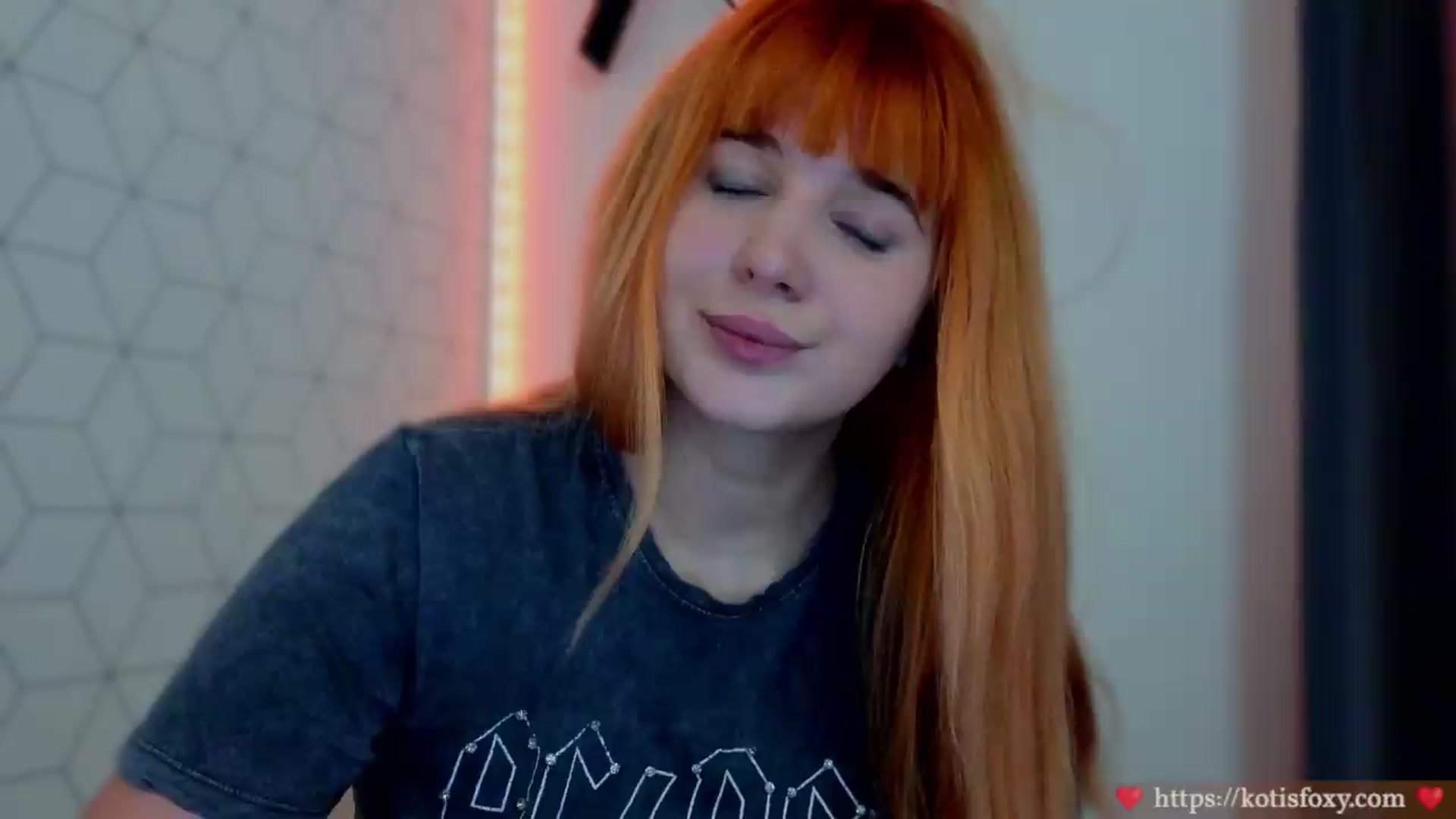Gallery image thumbnail from KatyaFods's myfreecams stream on, 05/28/2026, 23:23 image 10 of 20