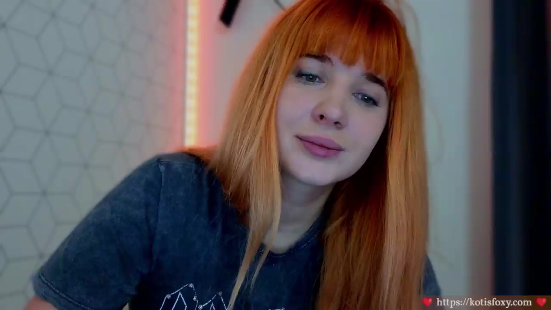 Gallery image thumbnail from KatyaFods's myfreecams stream on, 05/28/2026, 23:23 image 17 of 20