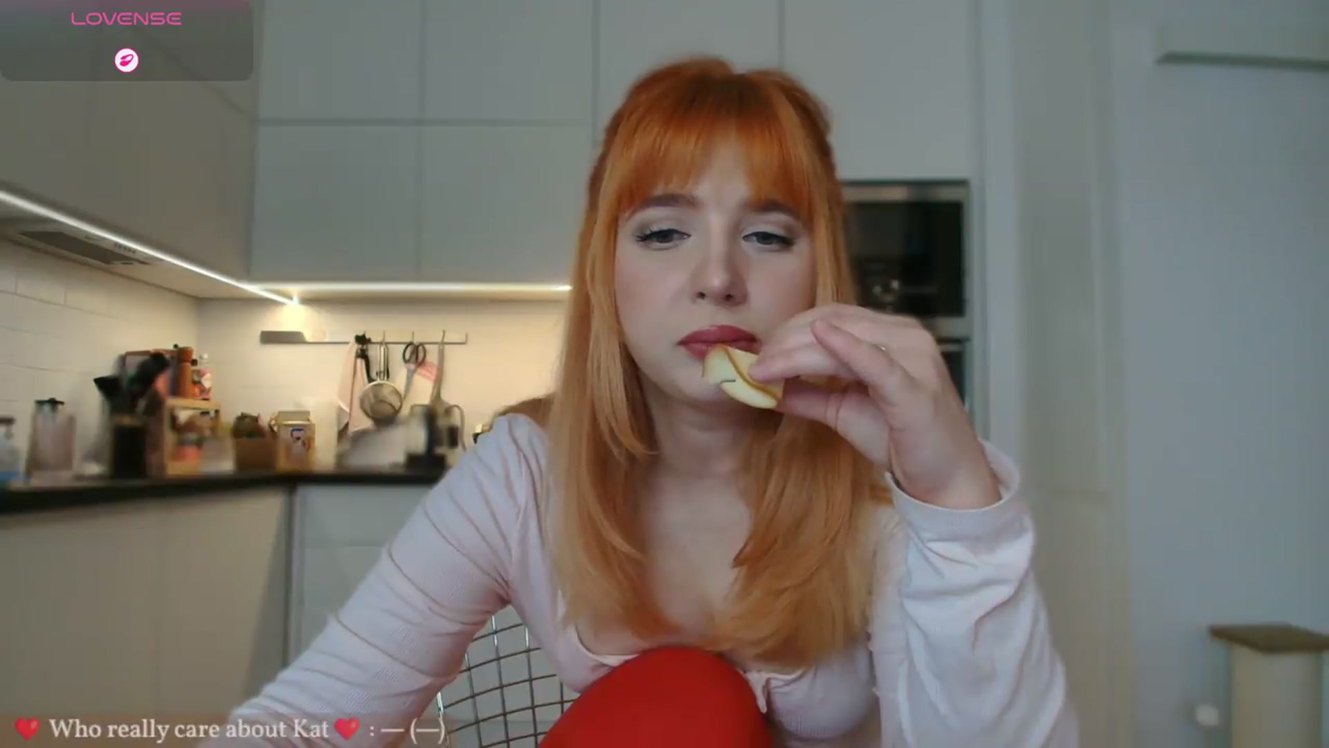Gallery image thumbnail from KatyaFods's myfreecams stream on, 07/09/2026, 04:26 image 5 of 20