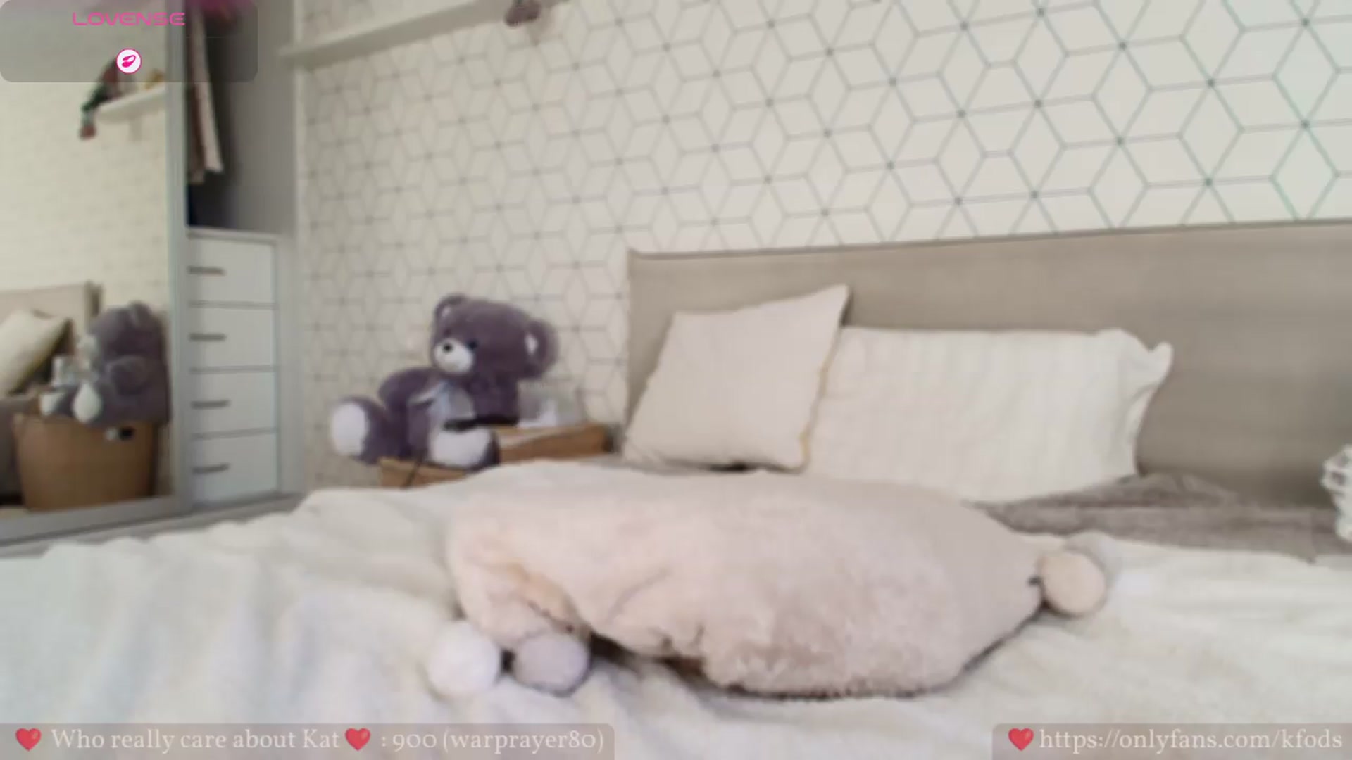 Gallery image thumbnail from KatyaFods's myfreecams stream on, 08/09/2026, 05:57 image 16 of 20