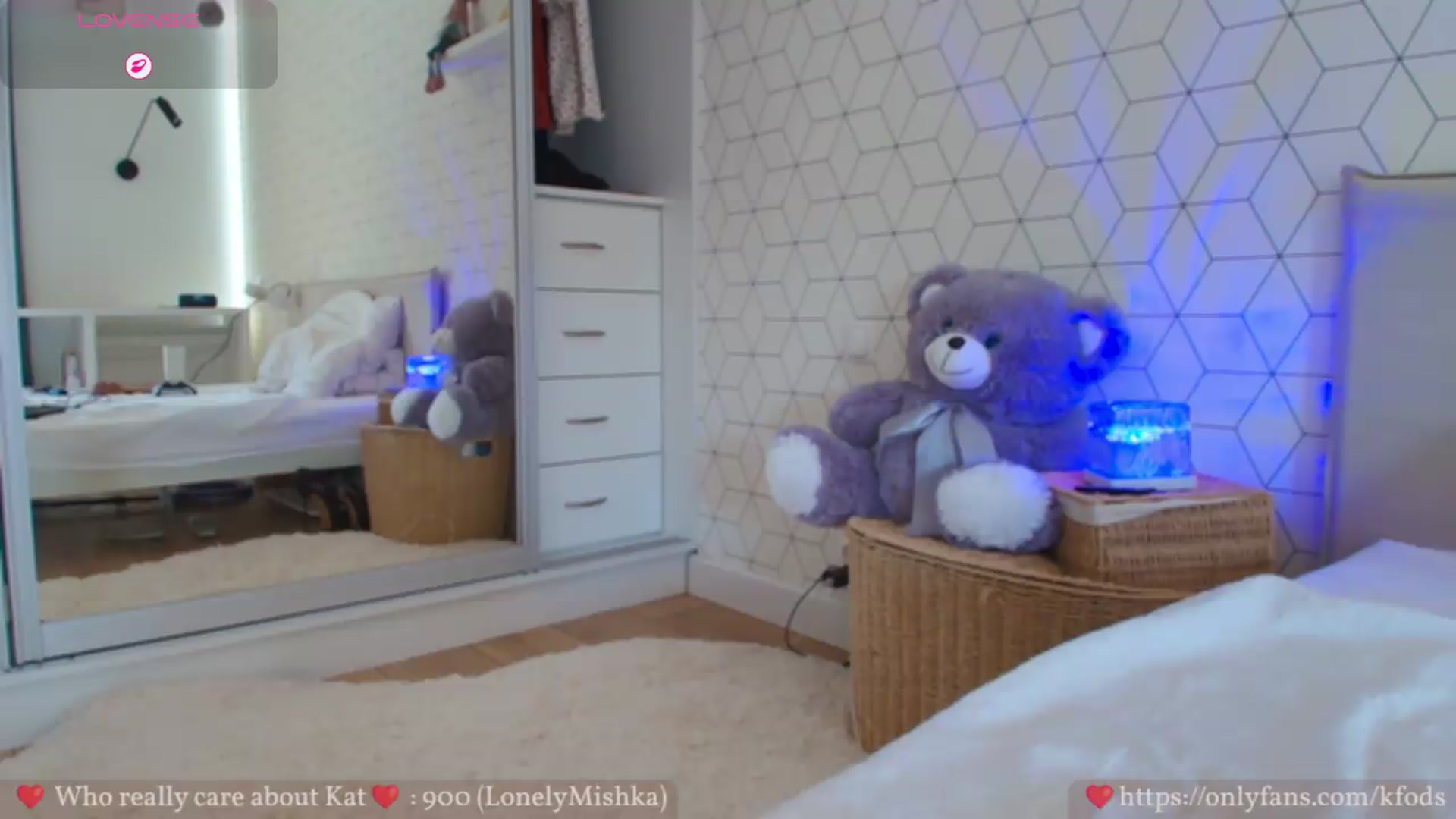 Gallery image thumbnail from KatyaFods's myfreecams stream on, 08/10/2026, 09:39 image 16 of 20