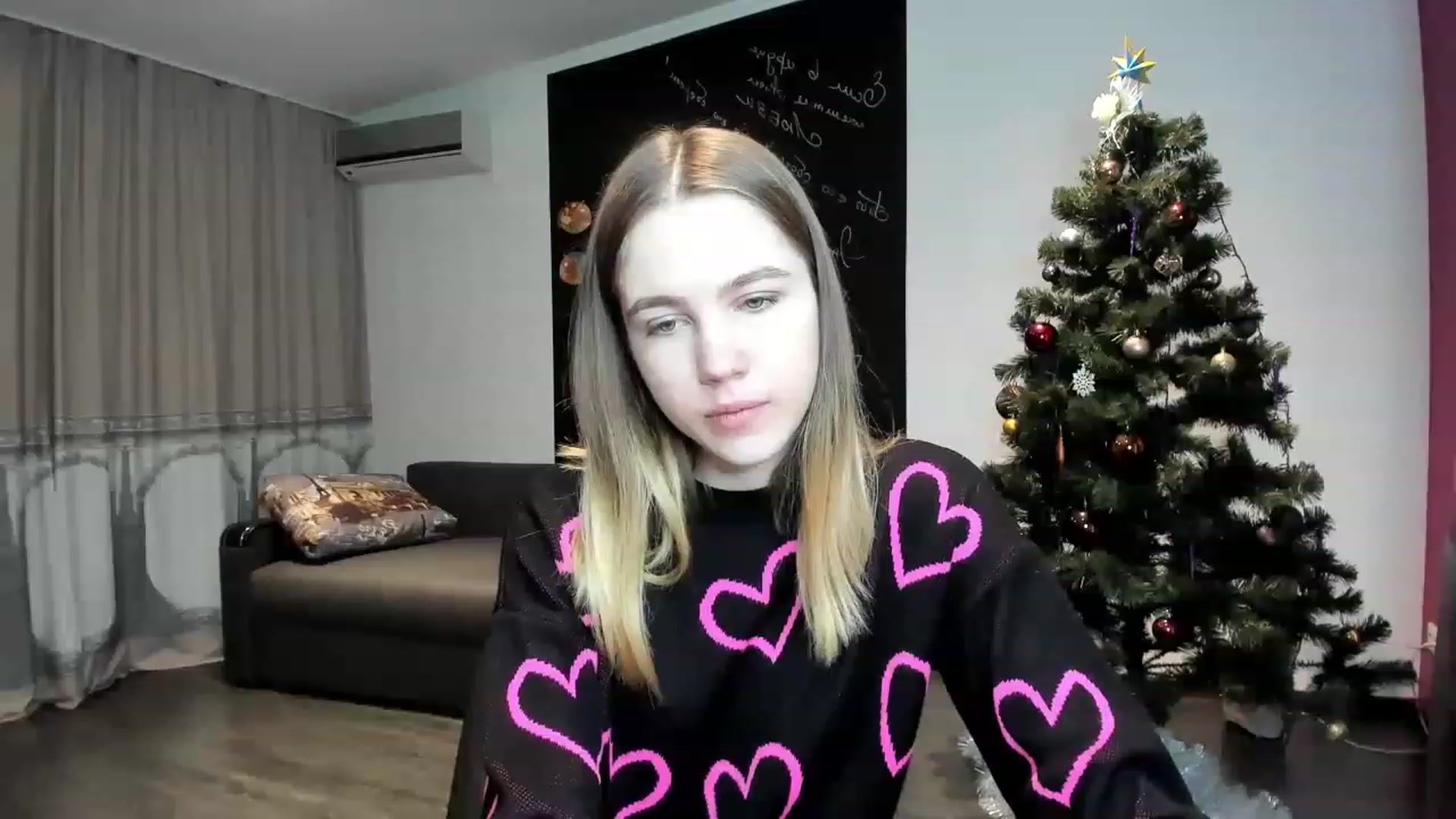 Gallery image thumbnail from KatyaGordon's myfreecams stream on, 12/26/2022, 07:06 image 17 of 20