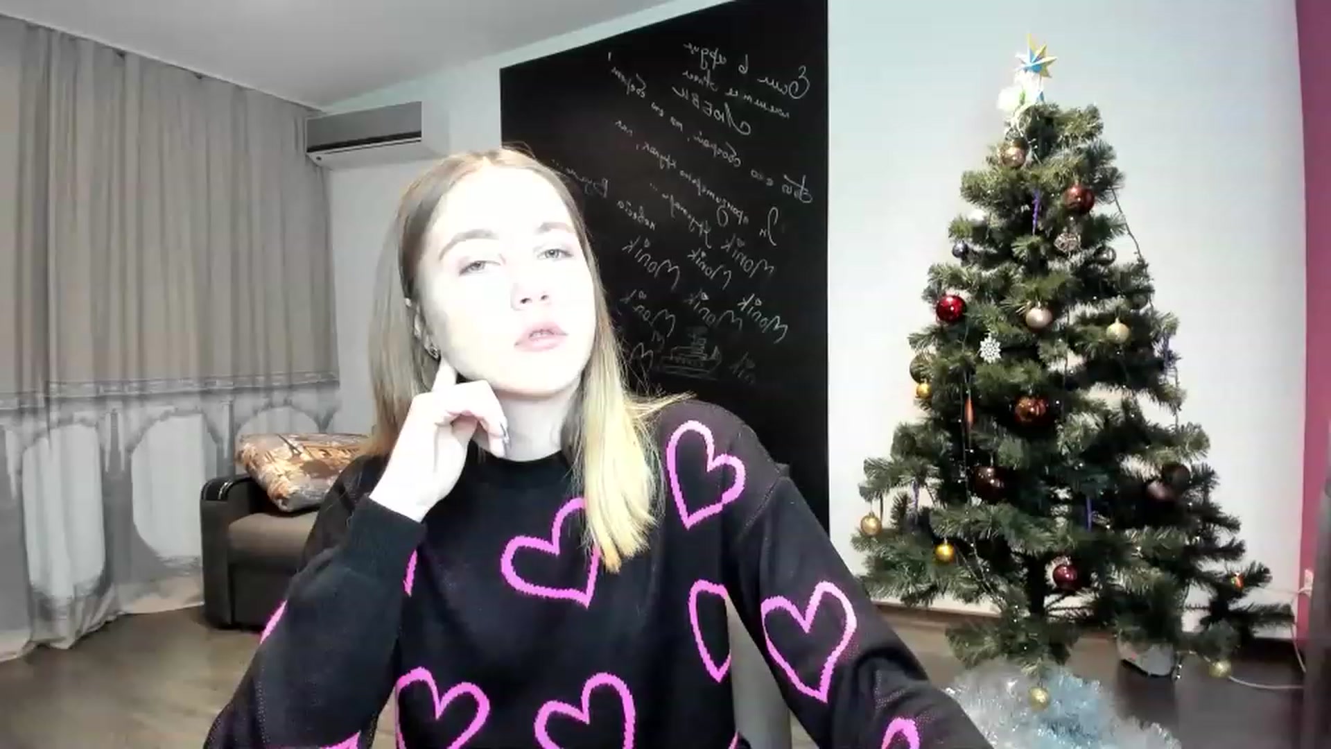 Gallery image thumbnail from KatyaGordon's myfreecams stream on, 12/26/2022, 07:06 image 9 of 20