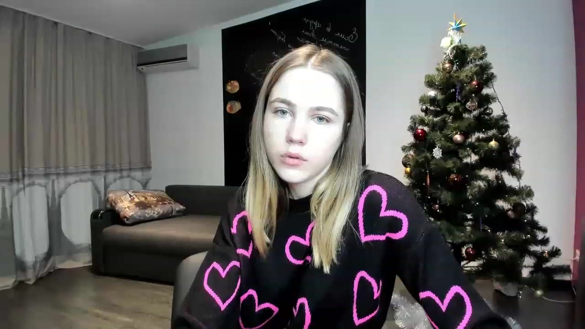 Gallery image thumbnail from KatyaGordon's myfreecams stream on, 12/26/2022, 09:23 image 2 of 20