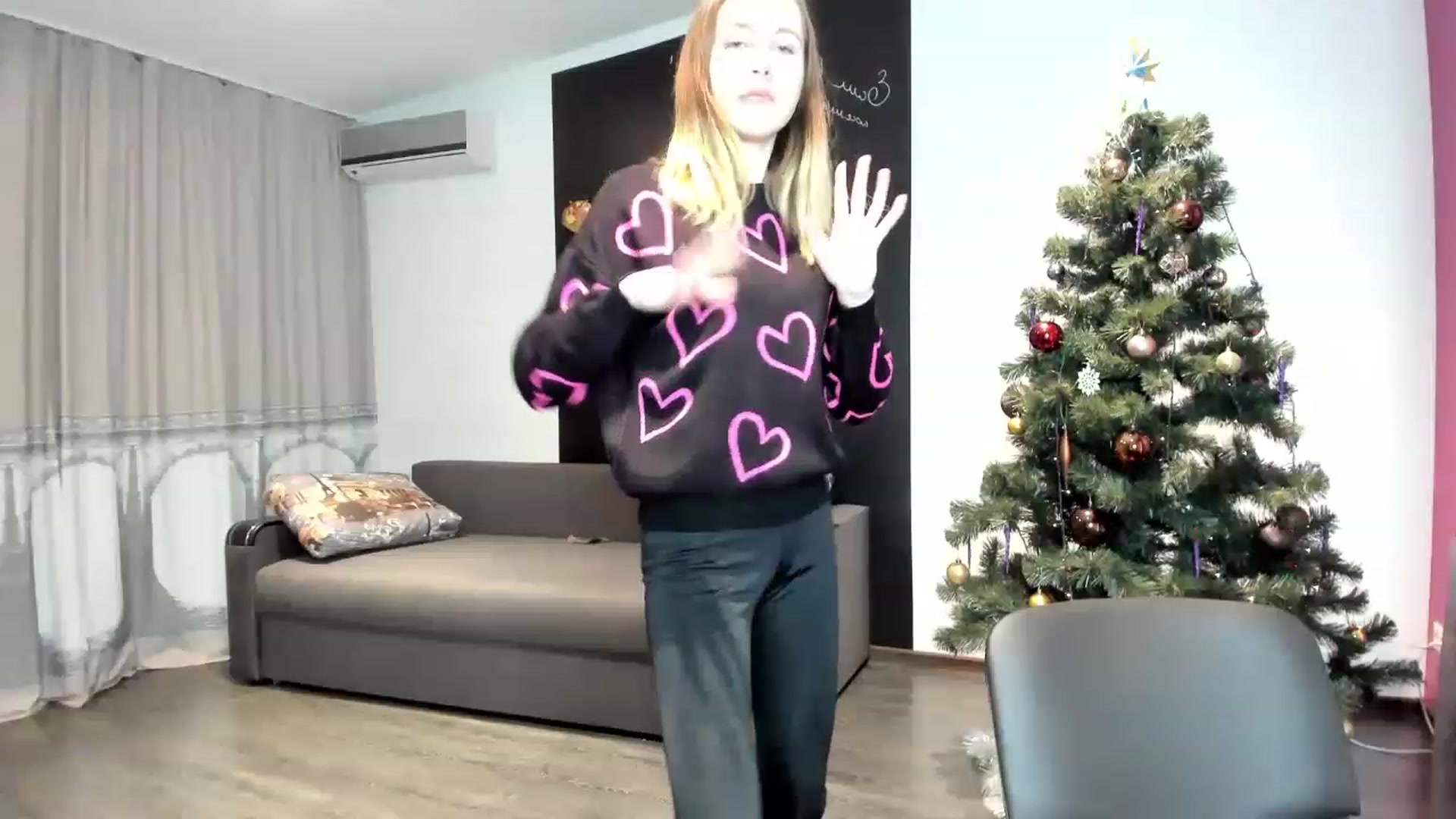 Gallery image thumbnail from KatyaGordon's myfreecams stream on, 12/26/2022, 09:23 image 11 of 20