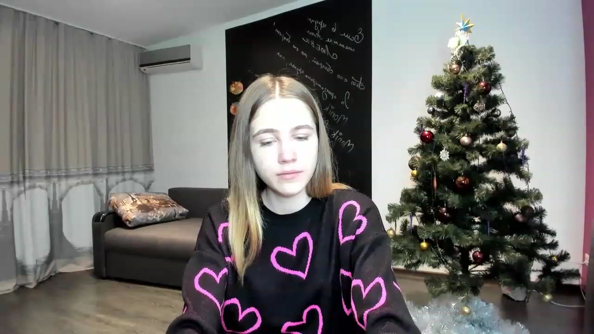 Gallery image thumbnail from KatyaGordon's myfreecams stream on, 12/26/2022, 09:23 image 14 of 20