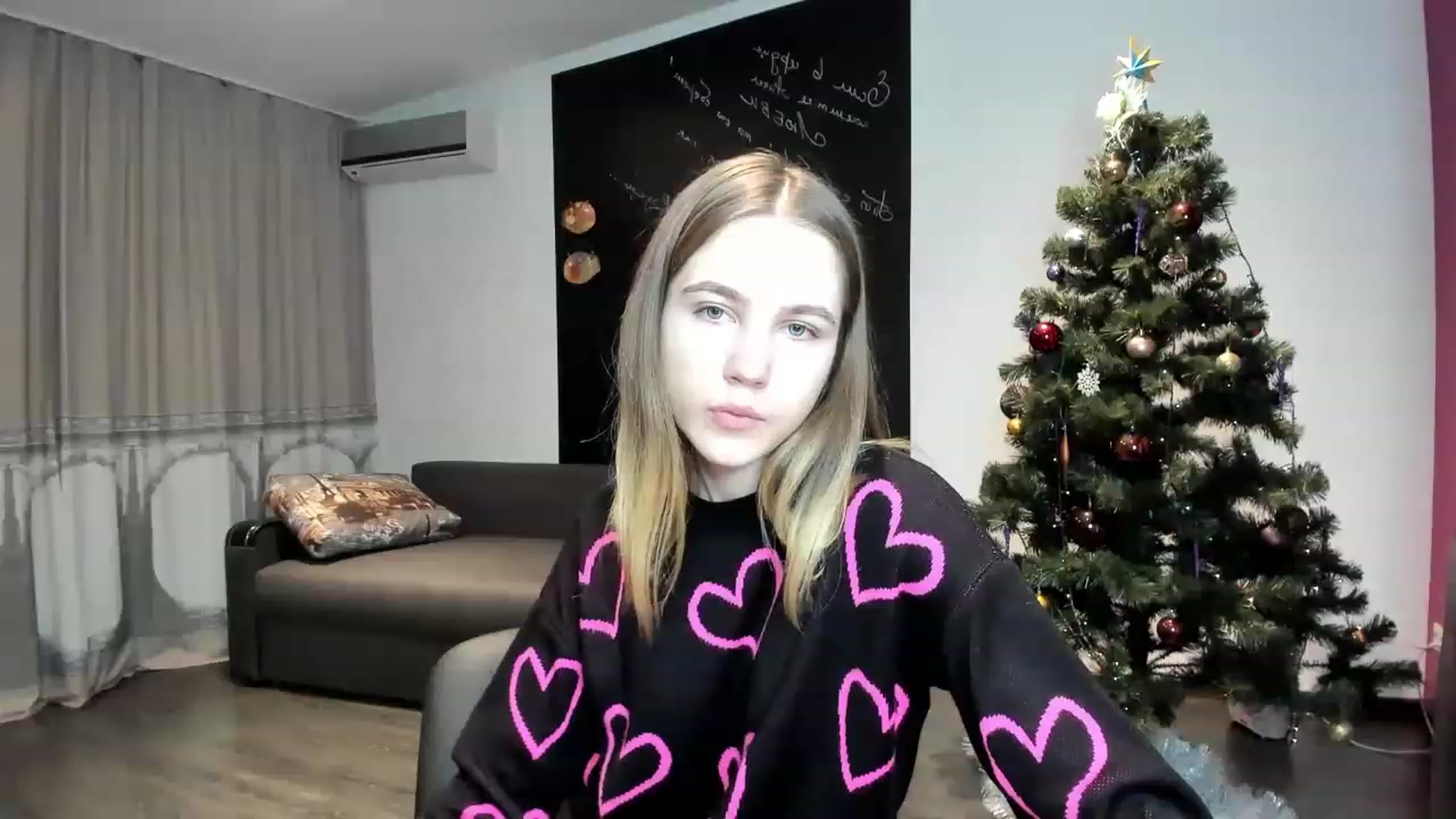 Gallery image thumbnail from KatyaGordon's myfreecams stream on, 12/26/2022, 09:23 image 1 of 20