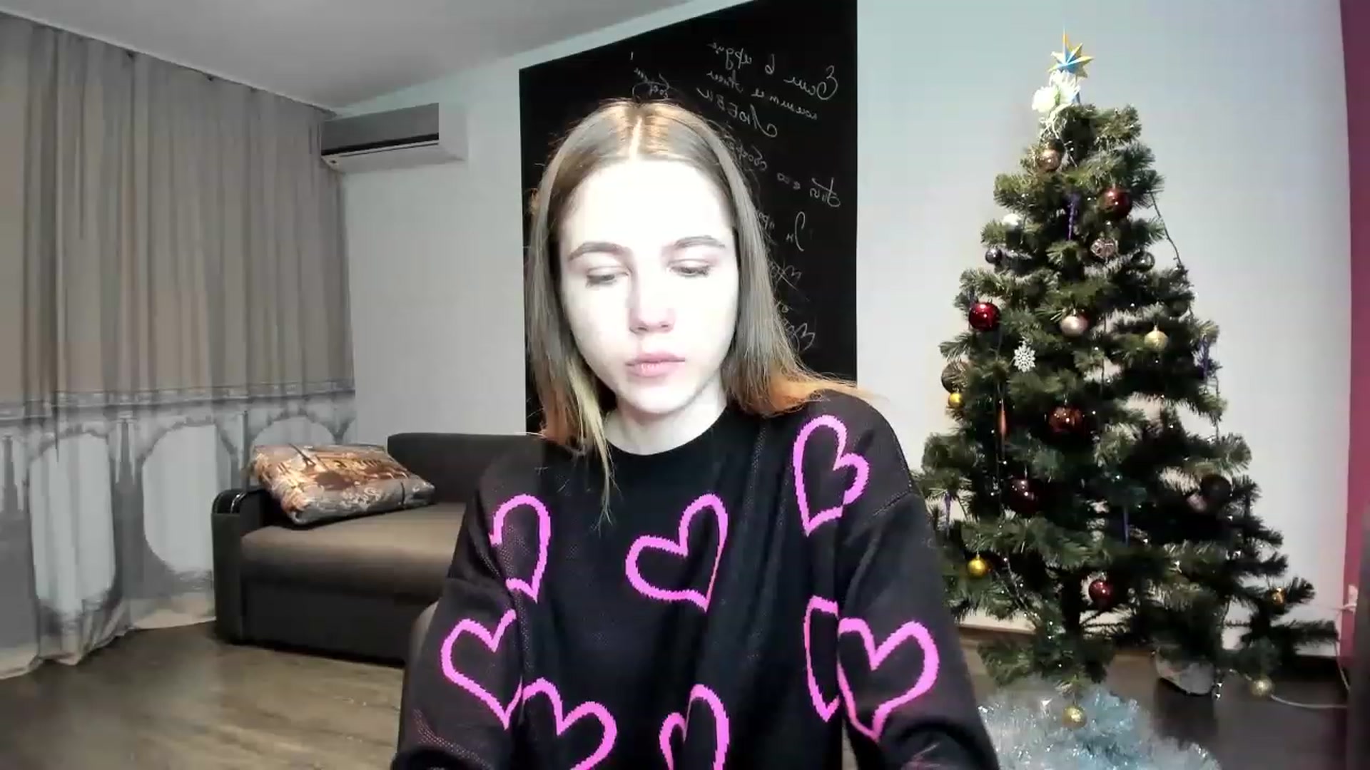 Gallery image thumbnail from KatyaGordon's myfreecams stream on, 12/26/2022, 09:23 image 4 of 20