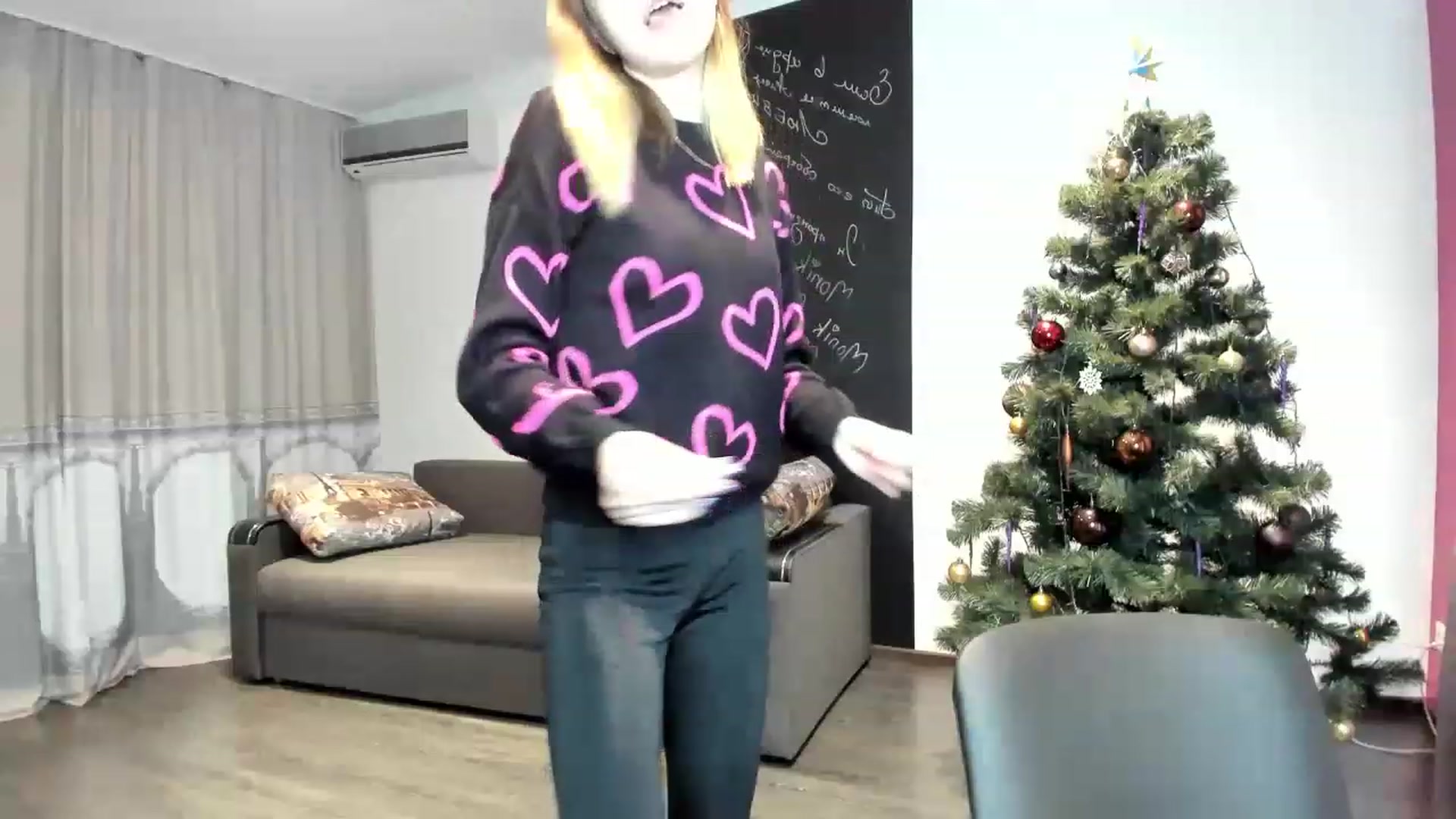 Gallery image thumbnail from KatyaGordon's myfreecams stream on, 12/26/2022, 12:33 image 14 of 20