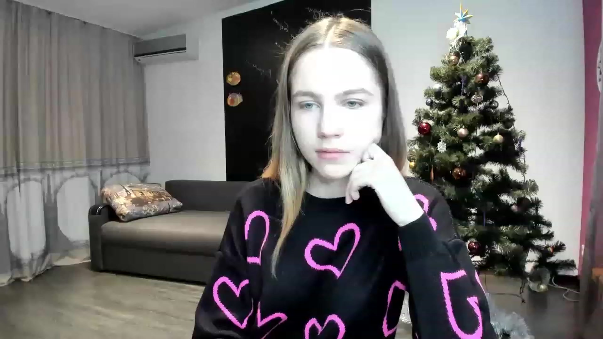 Gallery image thumbnail from KatyaGordon's myfreecams stream on, 12/27/2022, 07:27 image 15 of 20