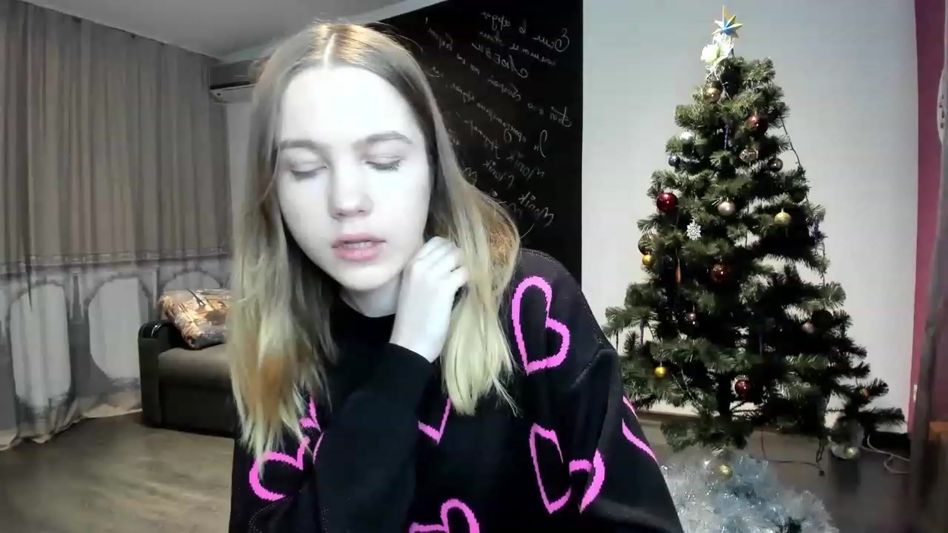 Gallery image thumbnail from KatyaGordon's myfreecams stream on, 12/27/2022, 07:27 image 3 of 20