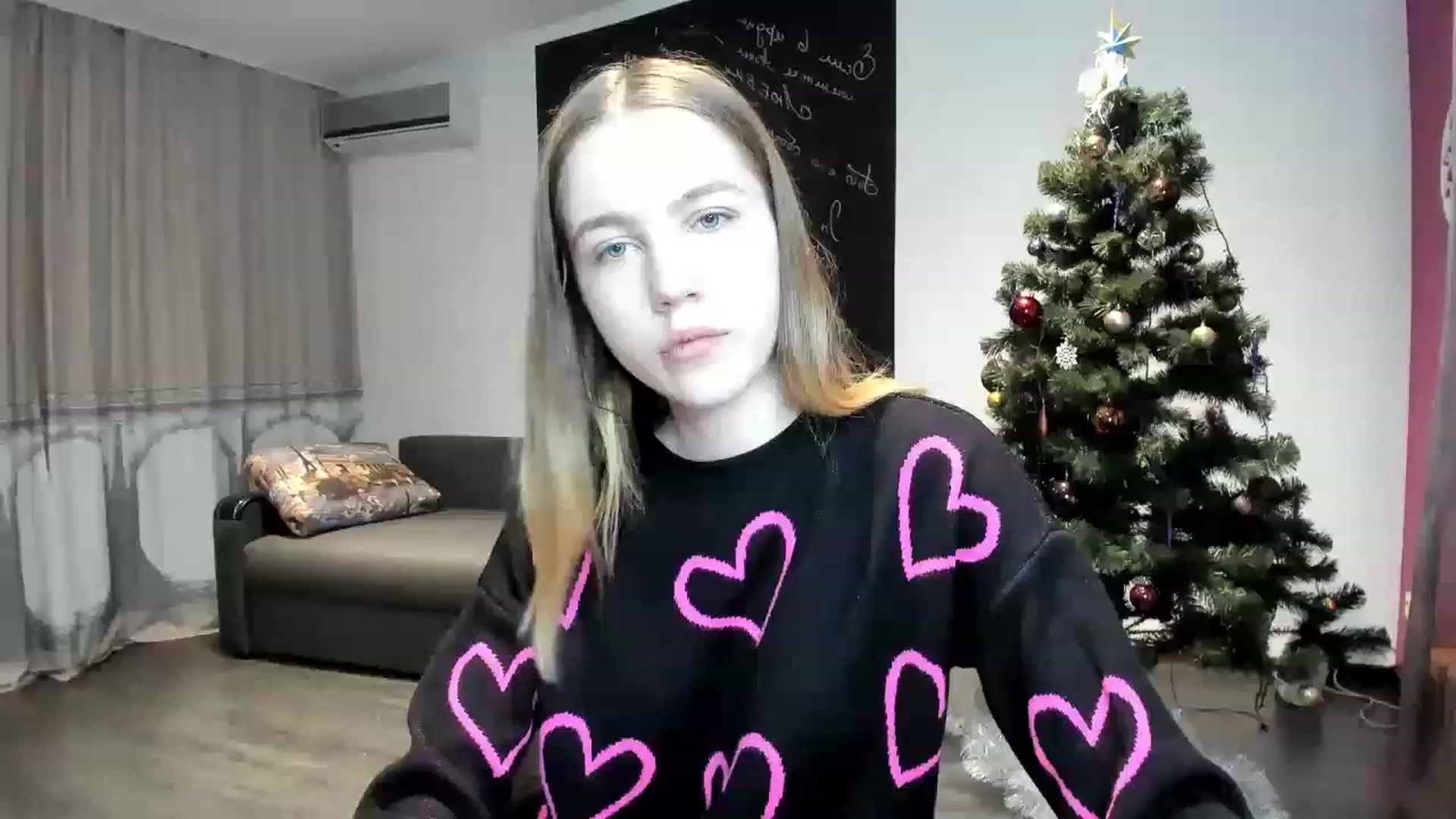 Gallery image thumbnail from KatyaGordon's myfreecams stream on, 12/27/2022, 07:27 image 16 of 20