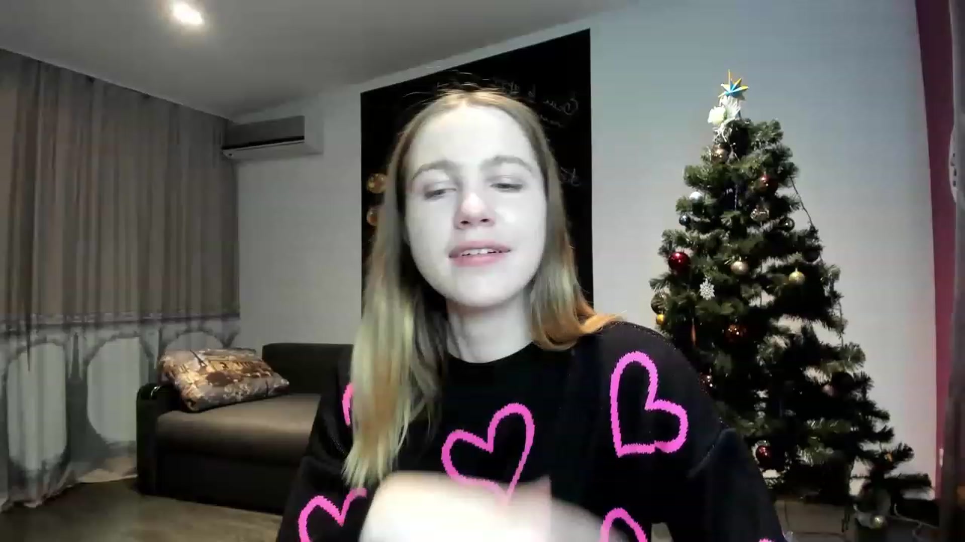 Gallery image thumbnail from KatyaGordon's myfreecams stream on, 12/27/2022, 10:15 image 1 of 20