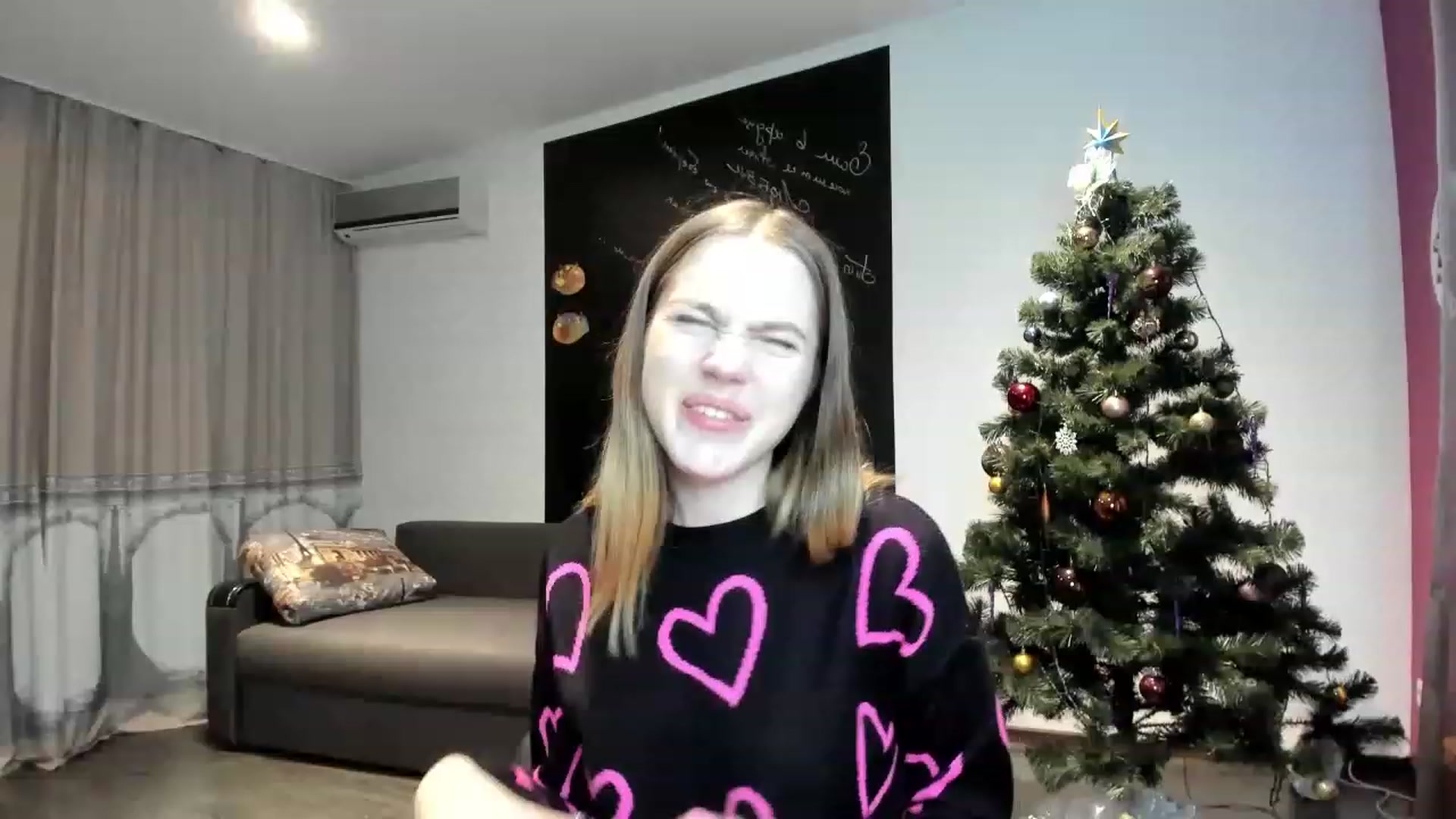 Gallery image thumbnail from KatyaGordon's myfreecams stream on, 12/27/2022, 10:15 image 2 of 20