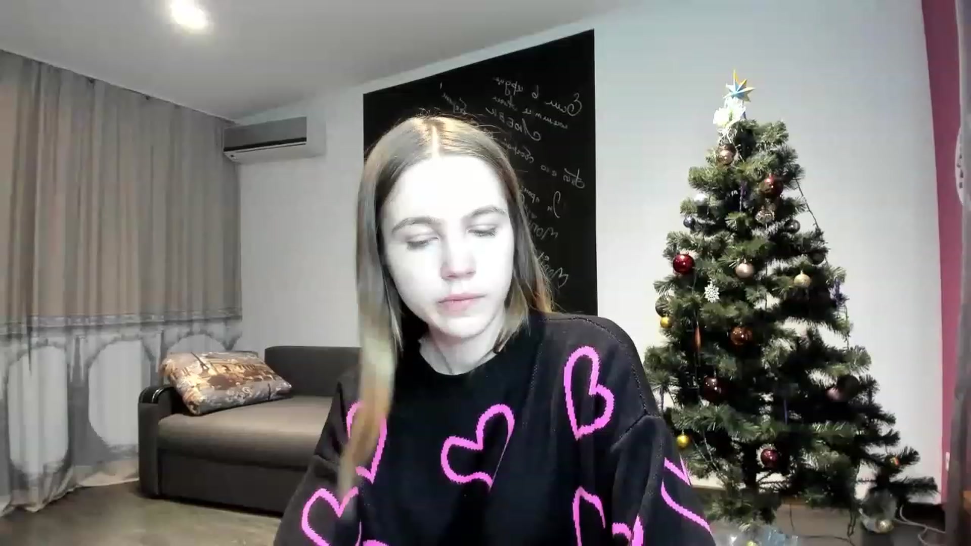 Gallery image thumbnail from KatyaGordon's myfreecams stream on, 12/27/2022, 10:15 image 14 of 20