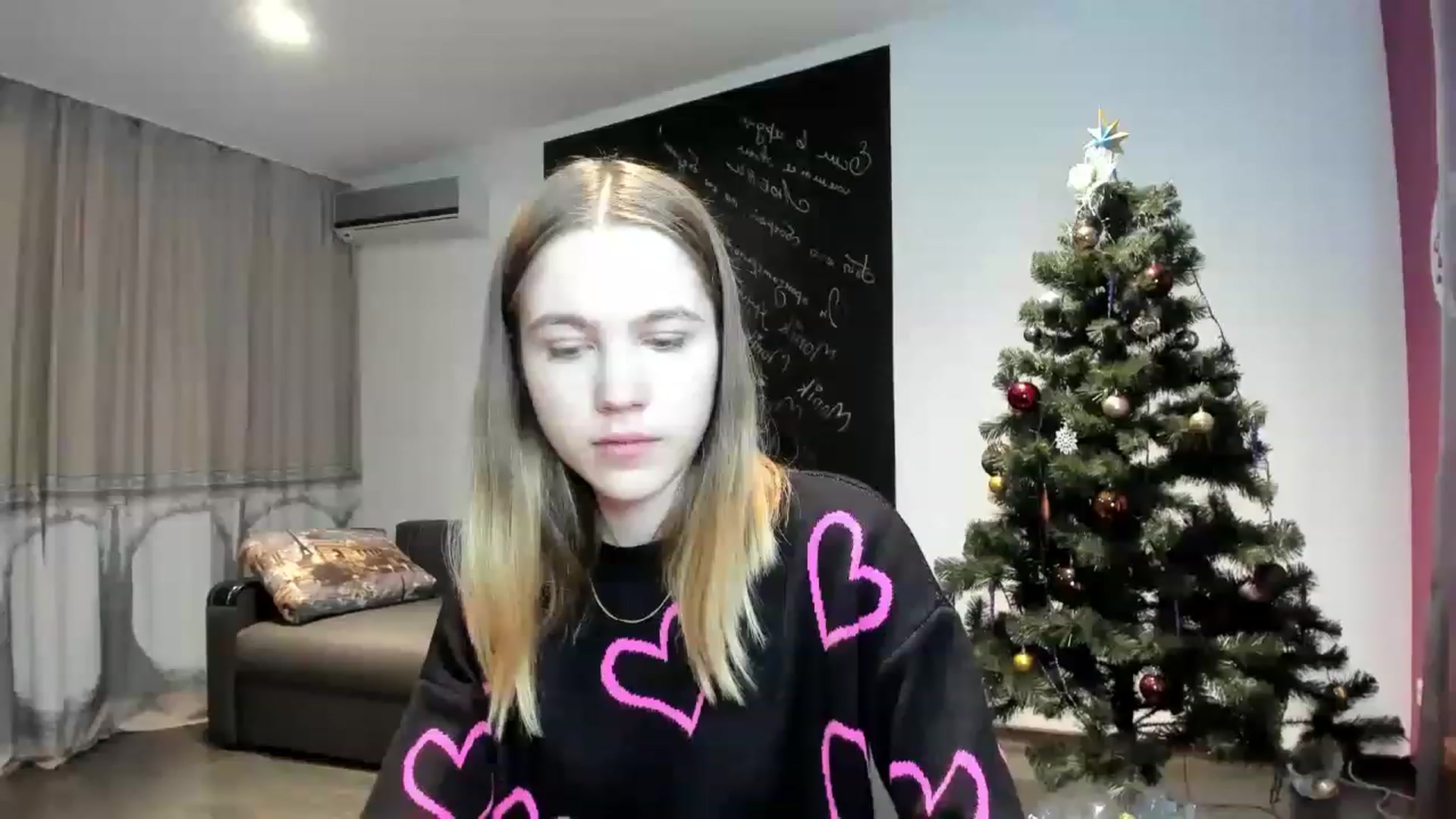 Gallery image thumbnail from KatyaGordon's myfreecams stream on, 12/27/2022, 10:15 image 5 of 20