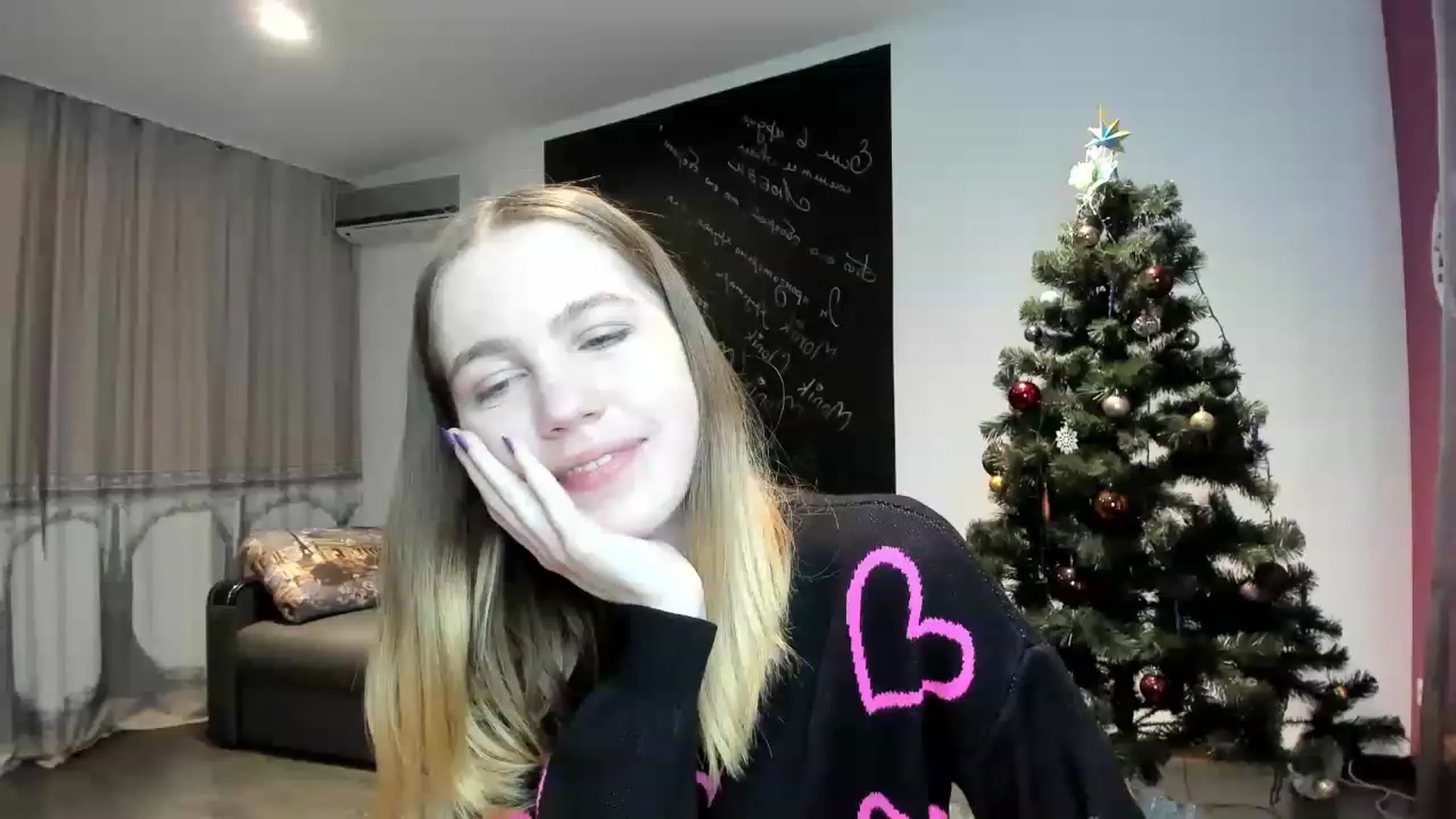 Gallery image thumbnail from KatyaGordon's myfreecams stream on, 12/27/2022, 10:15 image 7 of 20